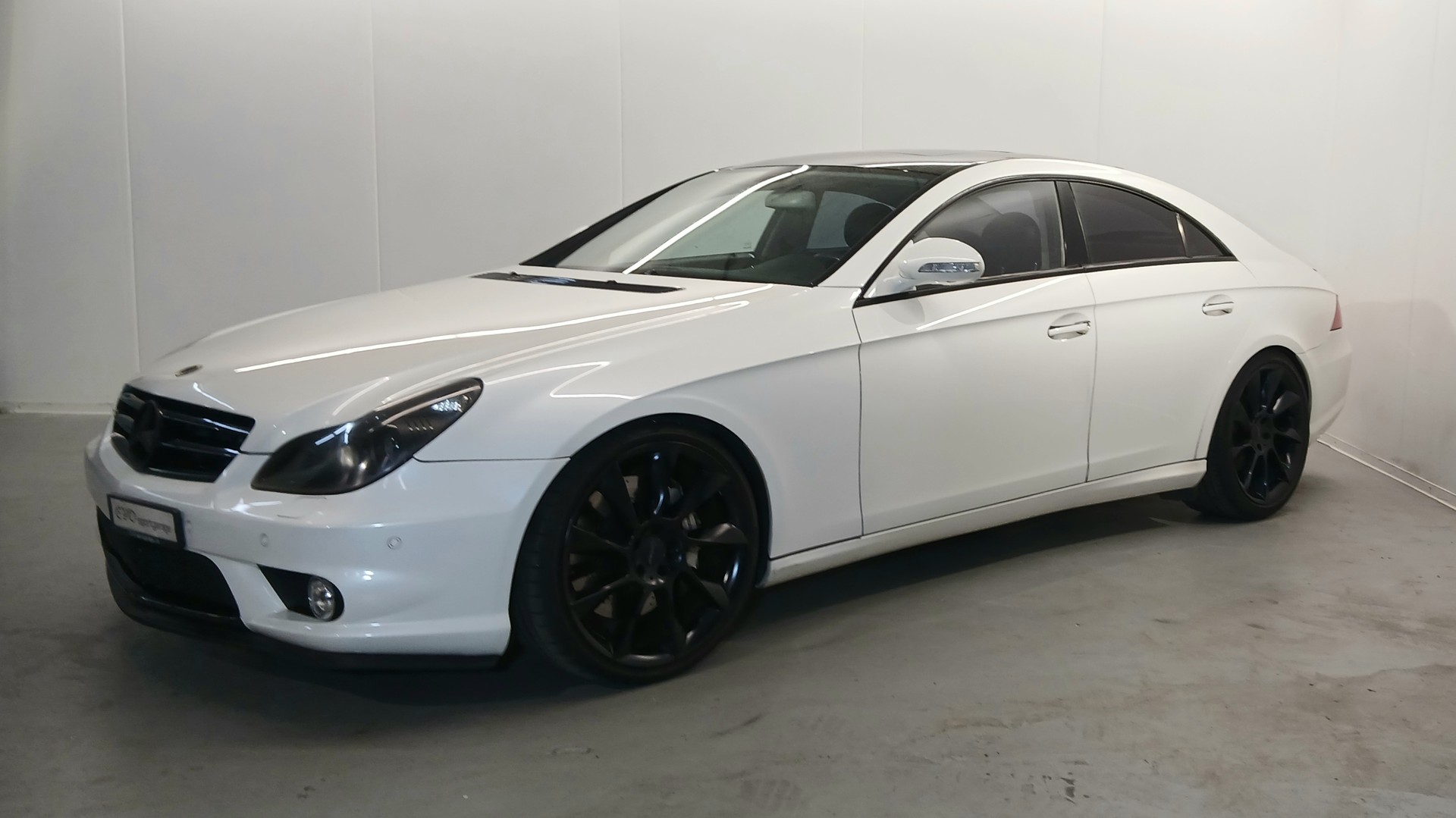 MERCEDES-BENZ CLS 55 AMG Automatic-image-1