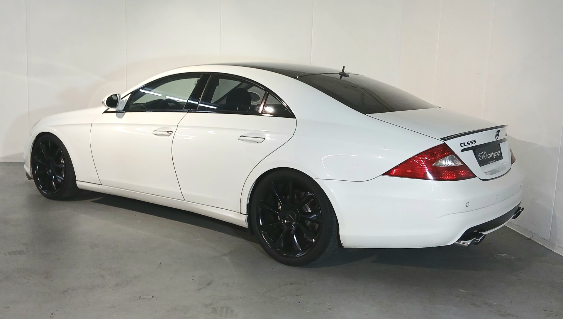 MERCEDES-BENZ CLS 55 AMG Automatic-image-7