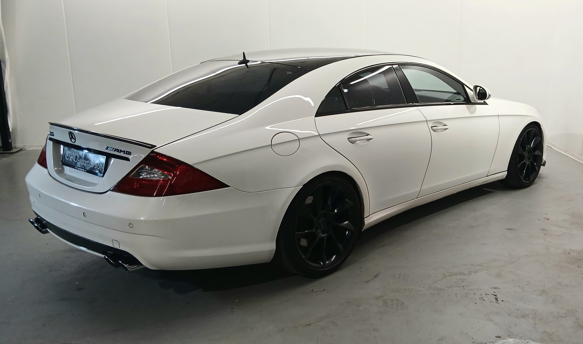 MERCEDES-BENZ CLS 55 AMG Automatic-image-8