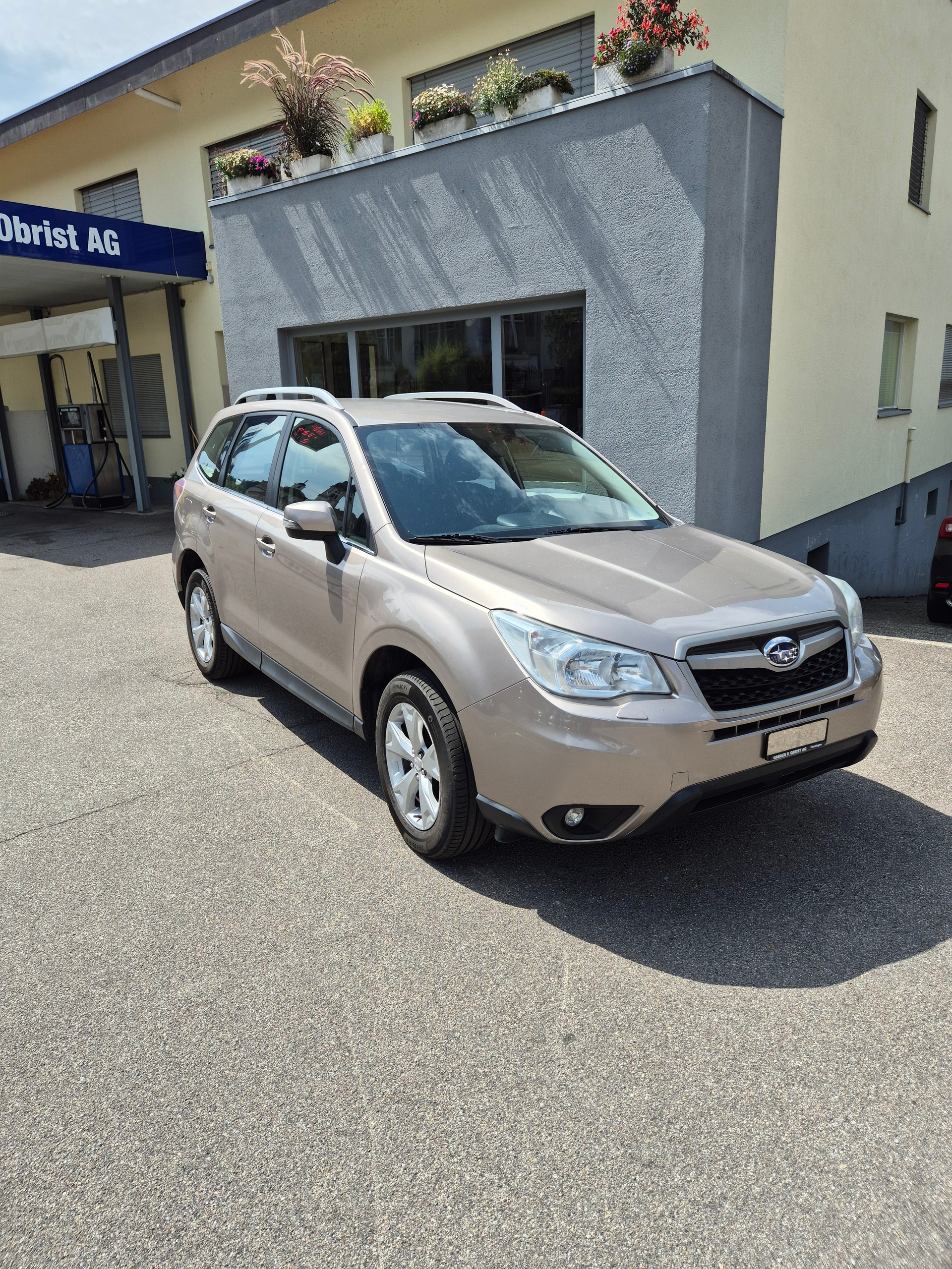SUBARU Forester 2.0i Swiss Lineartronic-image-0