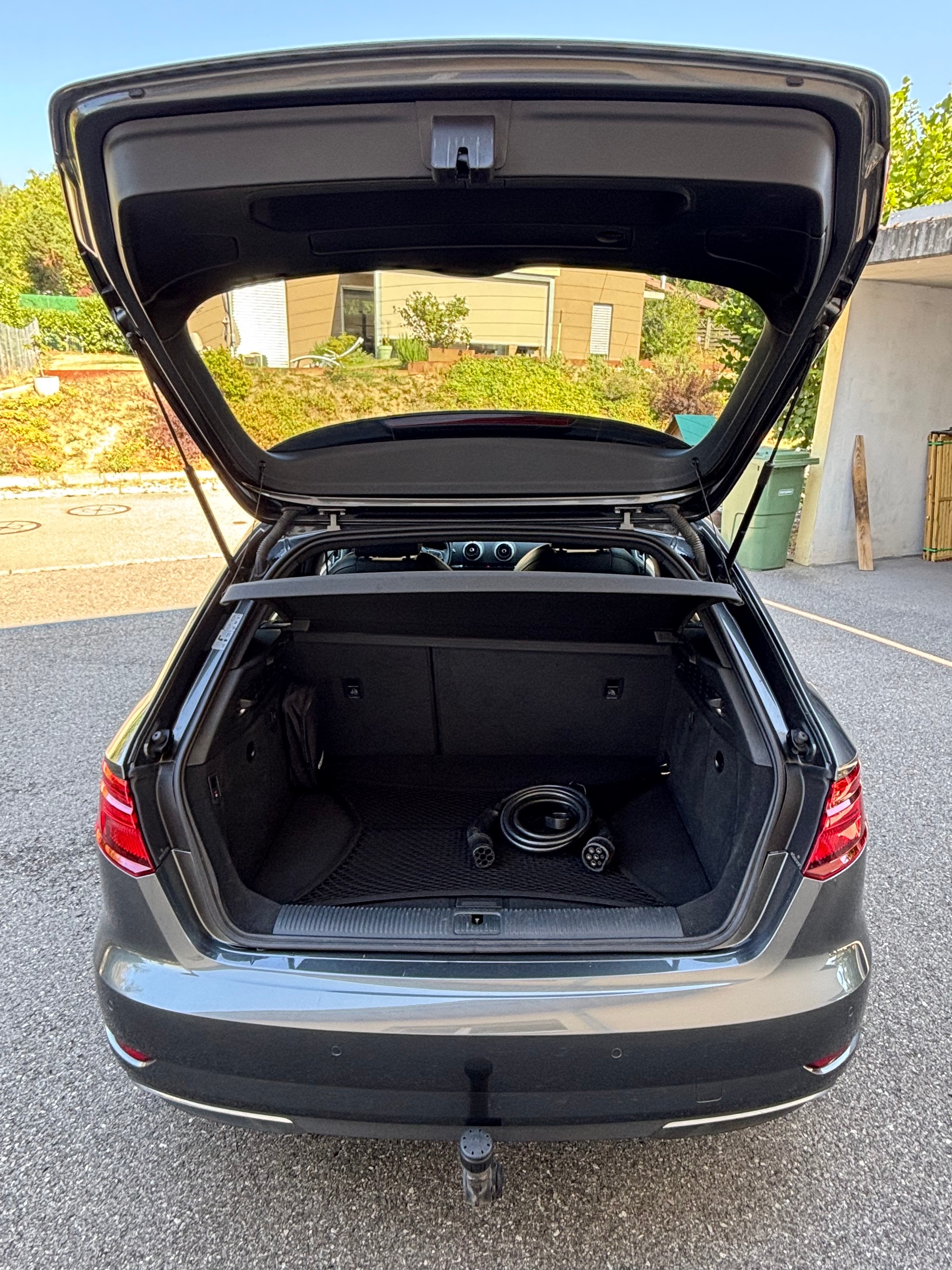 AUDI 1.4 40 e-tron Sport S-Tronic-image-2
