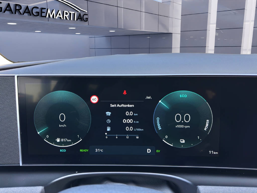 HYUNDAI TUCSON 1.6 T-GDi Hybrid Amplia 4WD-image-13