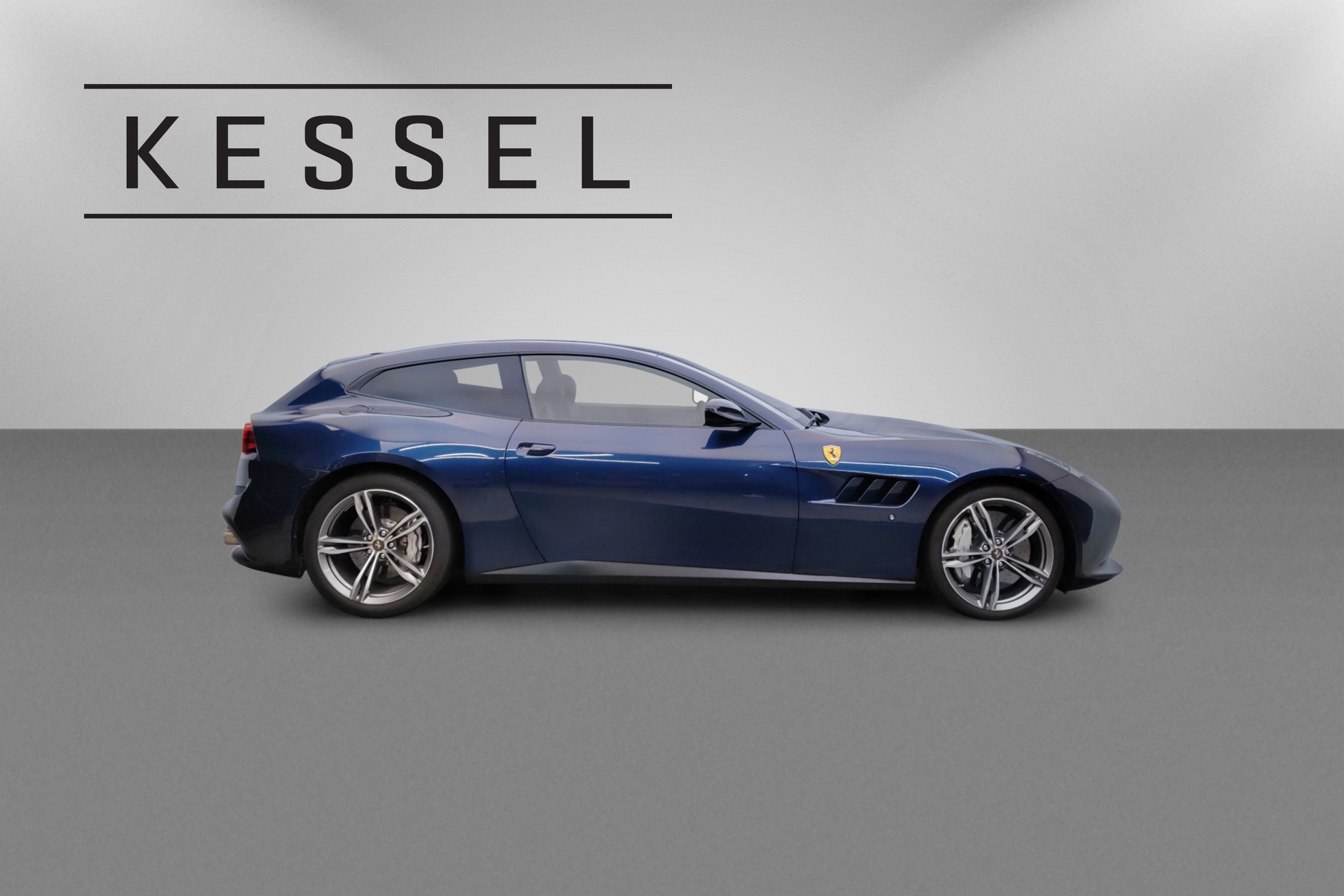 FERRARI GTC 4 Lusso-image-7