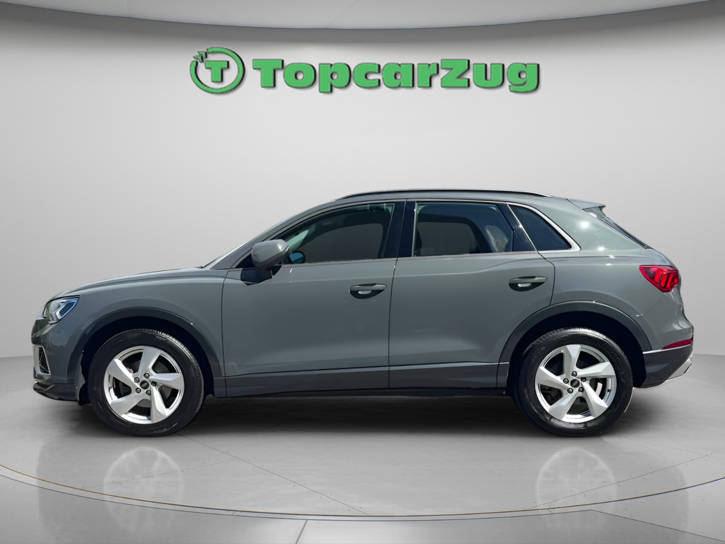 AUDI Q3 35 TDI advanced quattro S-tronic-image-8