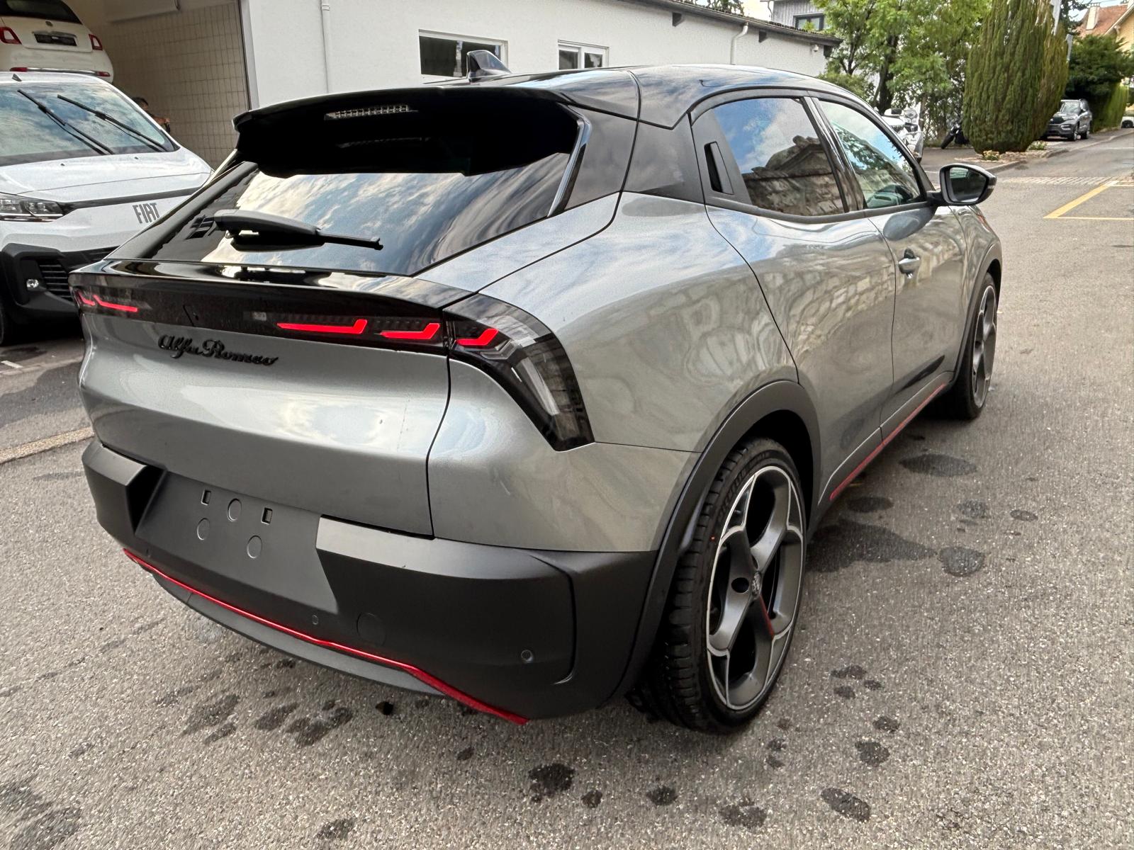 ALFA ROMEO JUNIOR Elettrica Veloce Sport Tech Sky-image-3