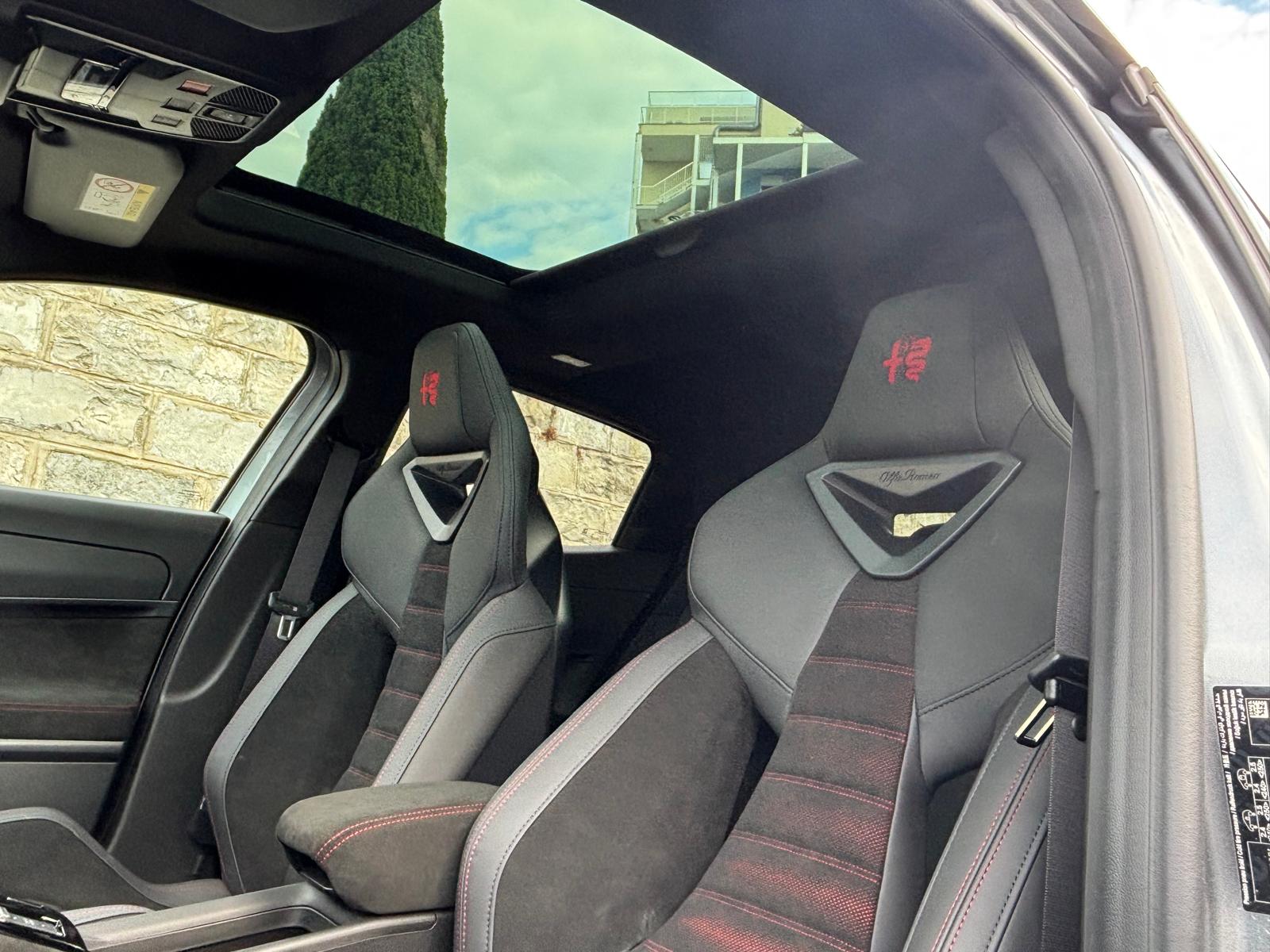 ALFA ROMEO JUNIOR Elettrica Veloce Sport Tech Sky-image-9