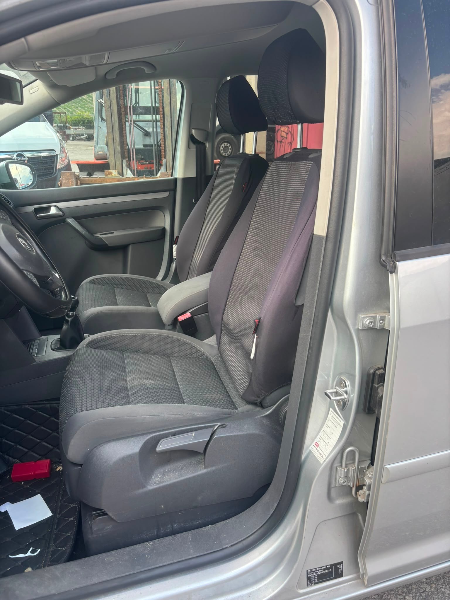 VW Touran 1.4 TSI Trendline-image-5