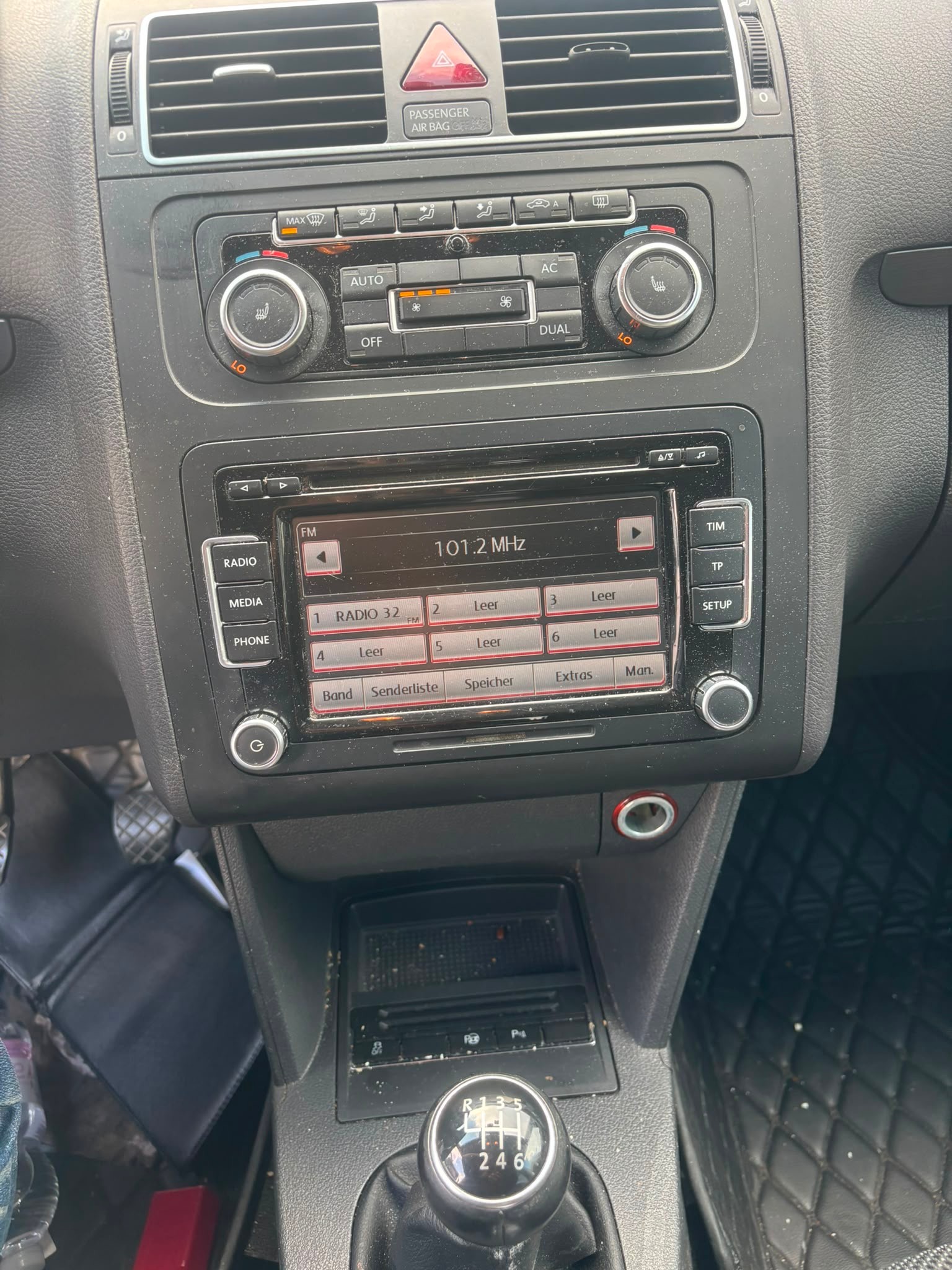 VW Touran 1.4 TSI Trendline-image-6