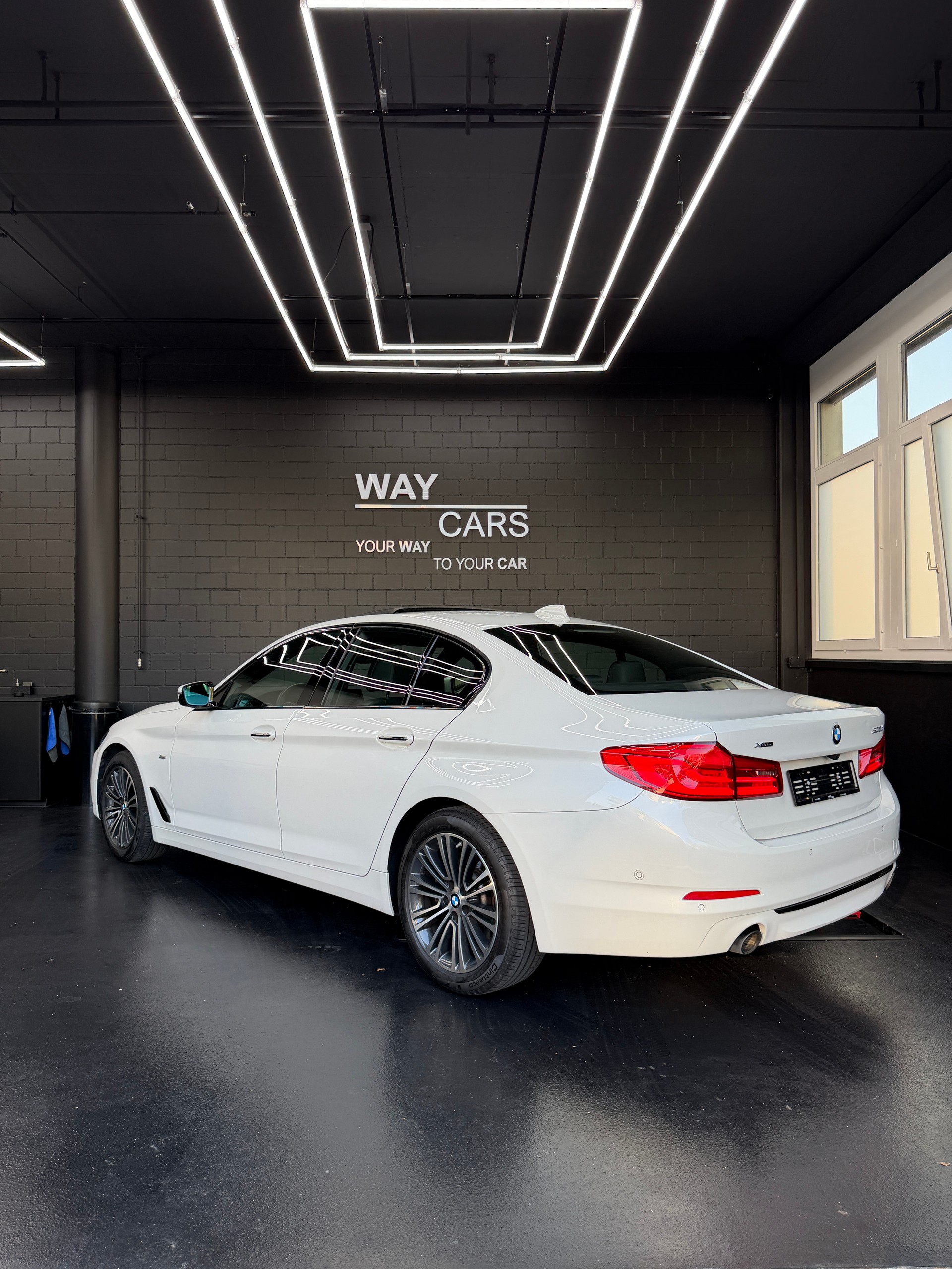 BMW 530d xDrive Steptronic-image-3