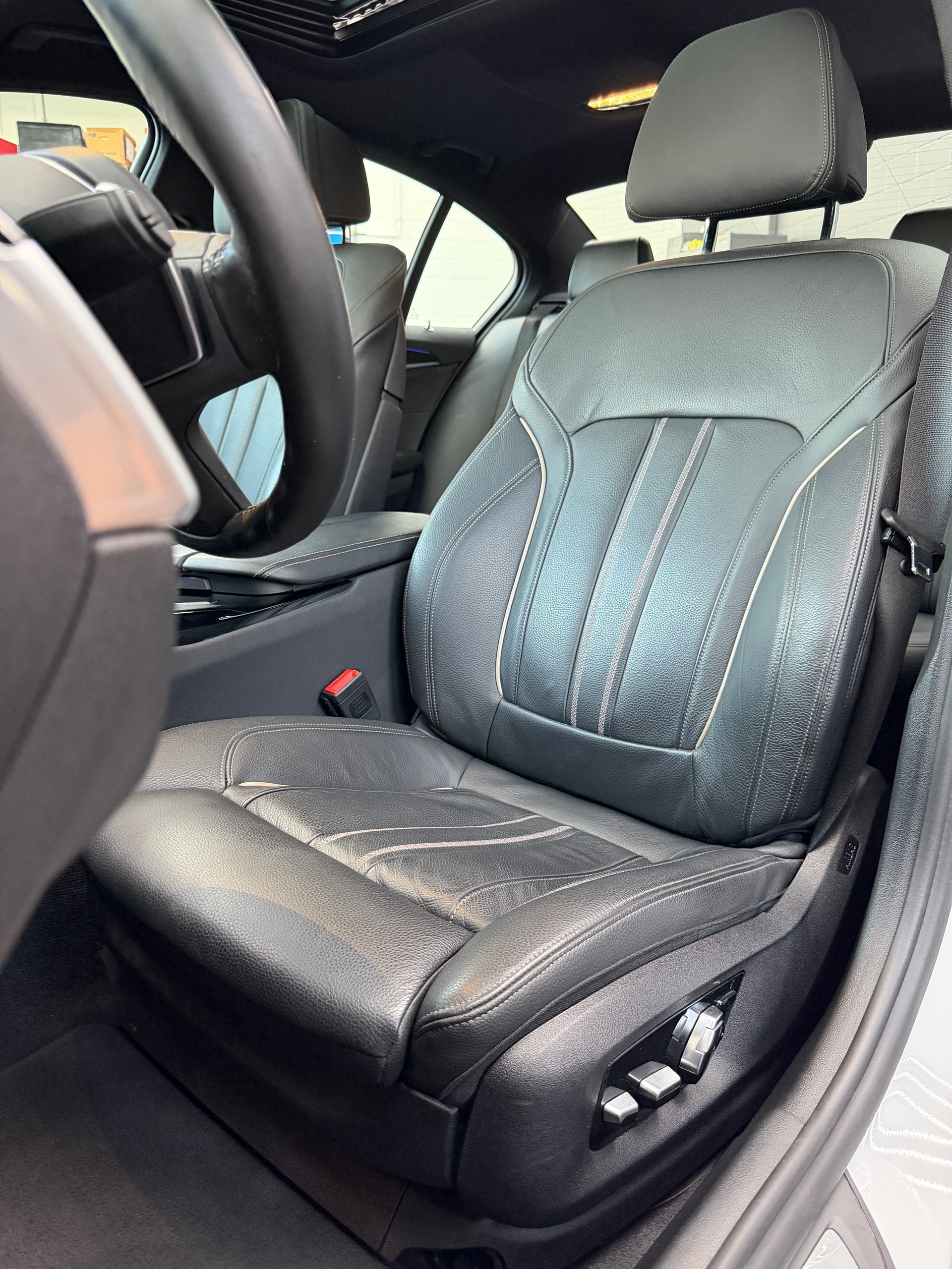 BMW 530d xDrive Steptronic-image-11