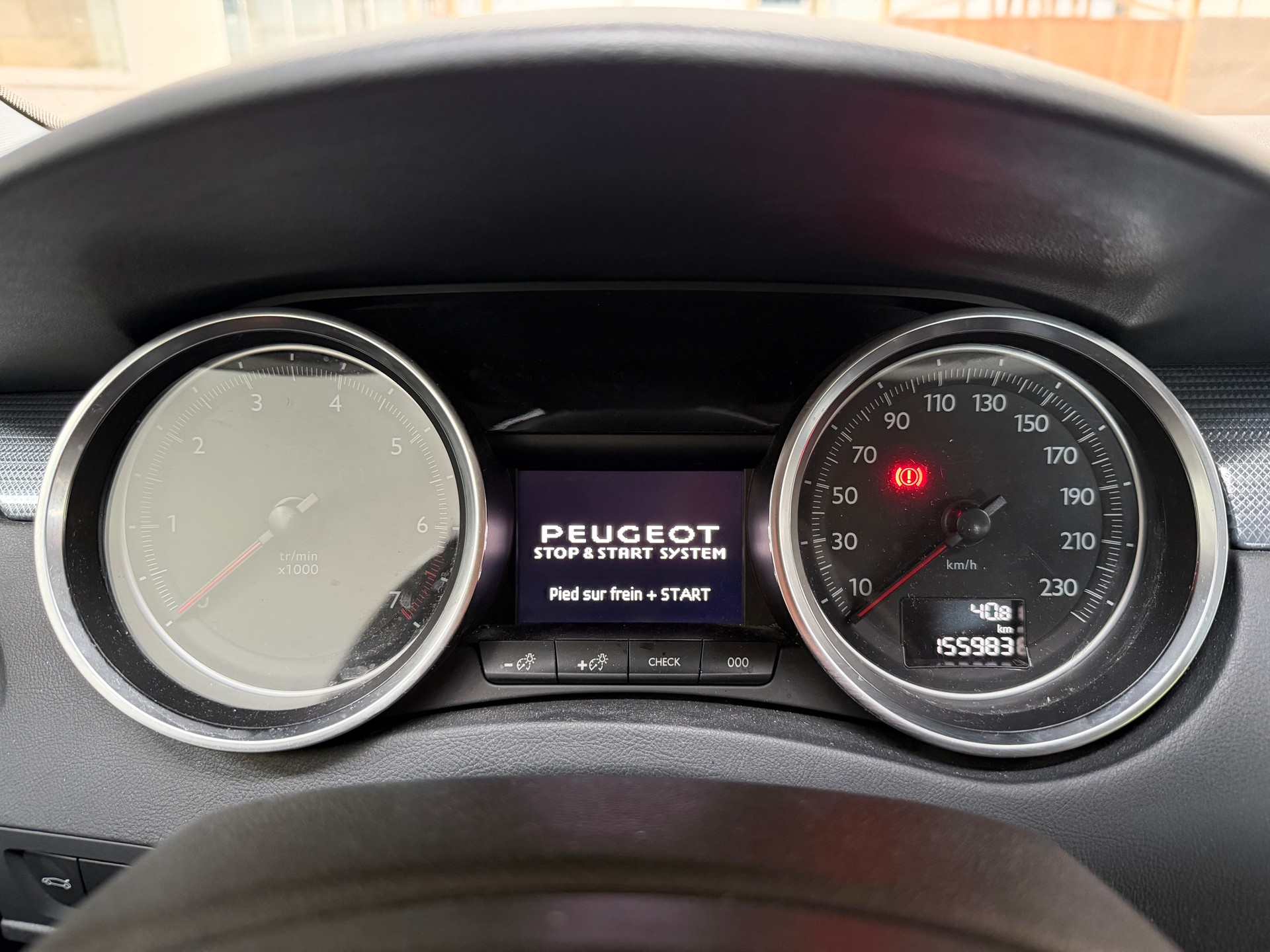 PEUGEOT 508 SW 1.6 THP Allure Automatic-image-12