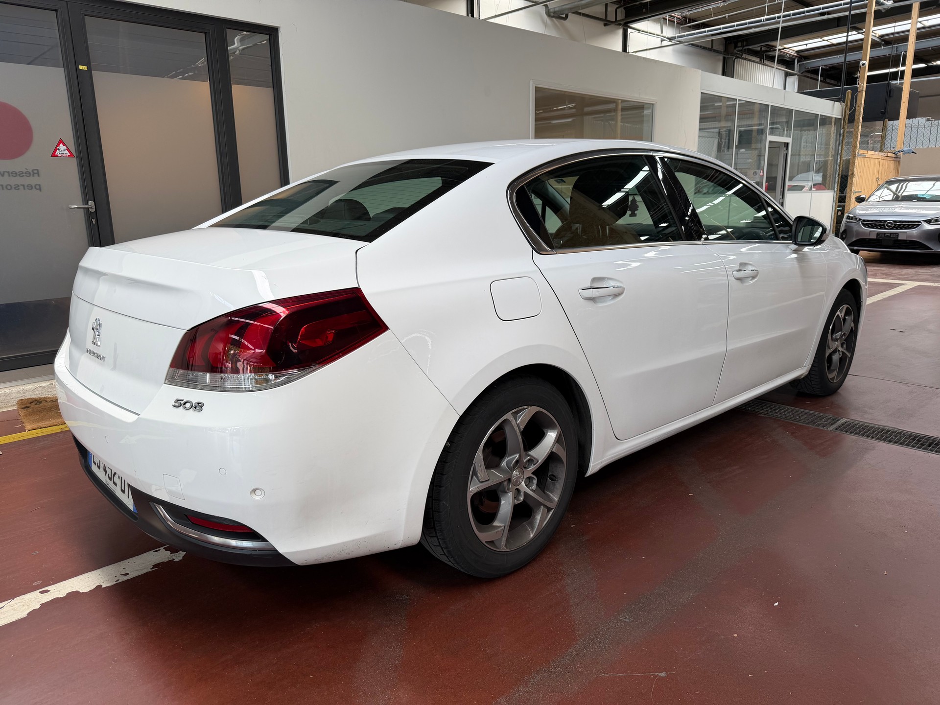PEUGEOT 508 SW 1.6 THP Allure Automatic-image-4