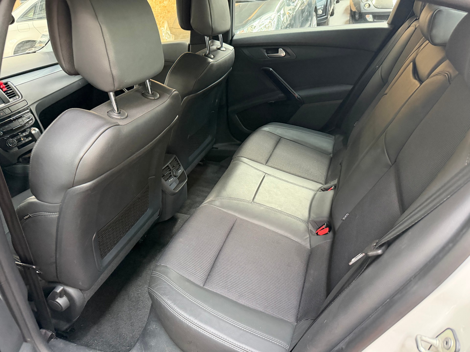 PEUGEOT 508 SW 1.6 THP Allure Automatic-image-8