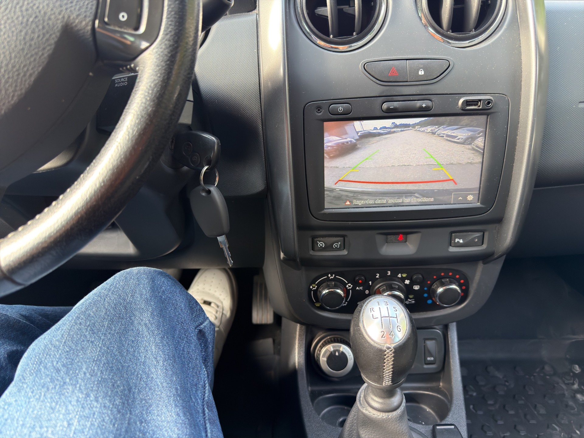 DACIA Duster 1.2 T Ambiance 4x4-image-13