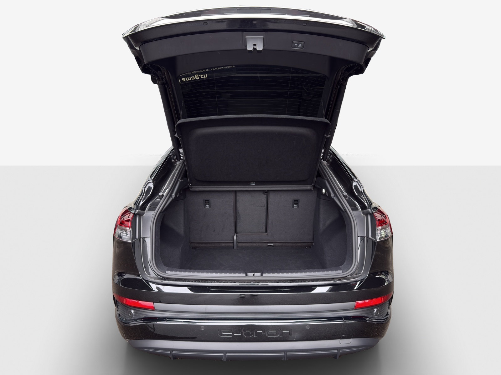 AUDI Q4 Sportback e-tron 45 quattro-image-13