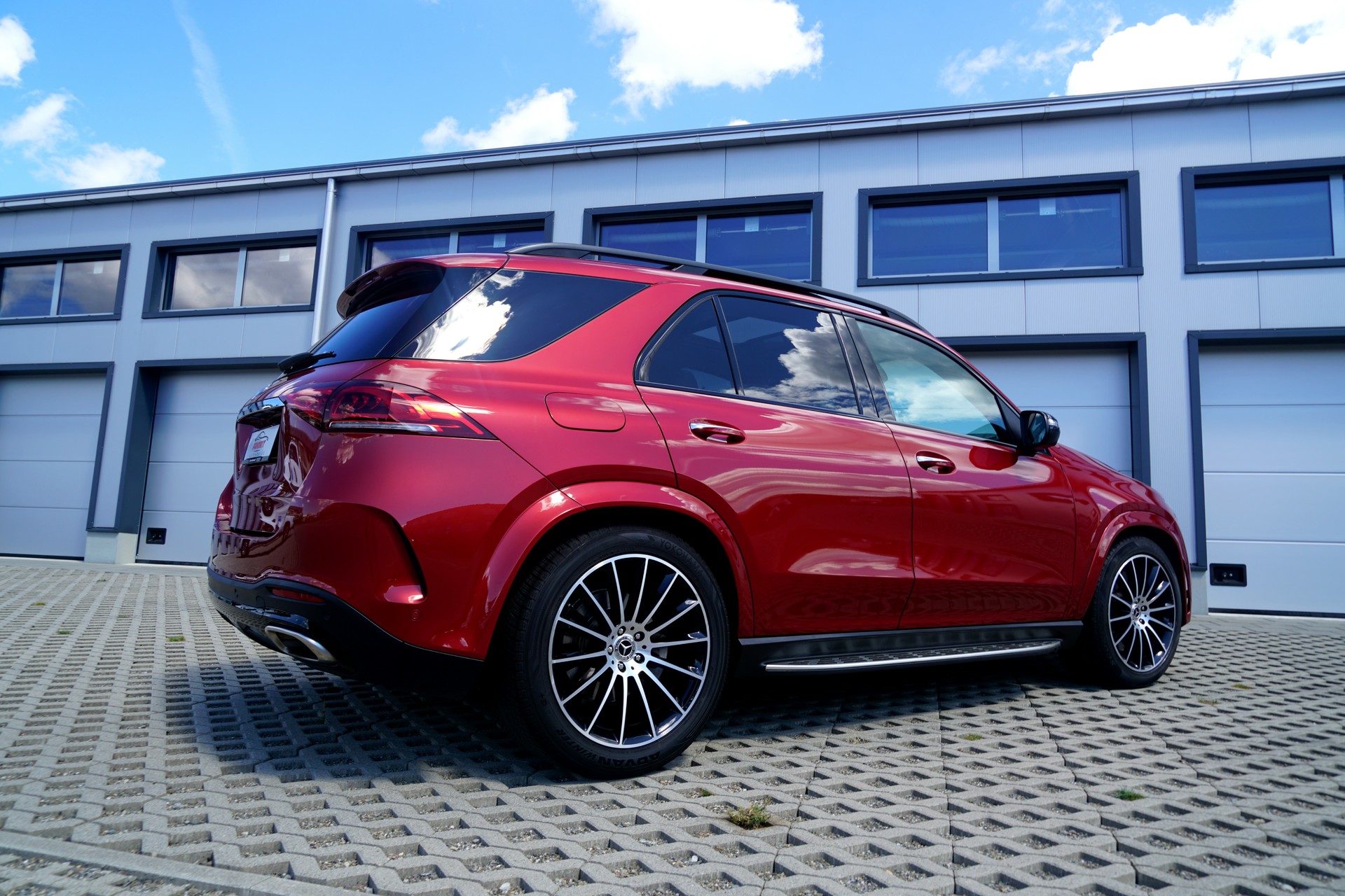 MERCEDES-BENZ GLE 450 4Matic AMG Line 9G-Tronic | 7-Sitze | (CH)-image-2