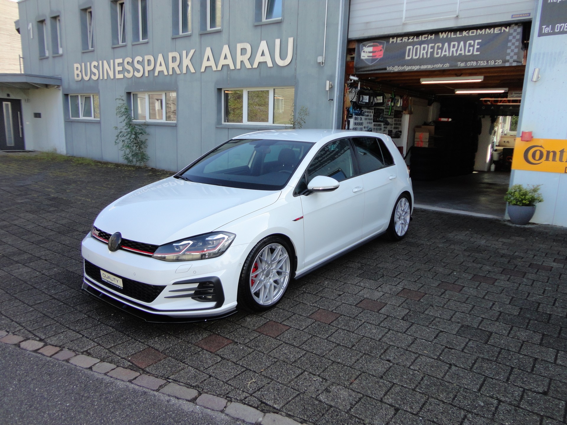 VW Golf 2.0 TSI GTI Performance DSG