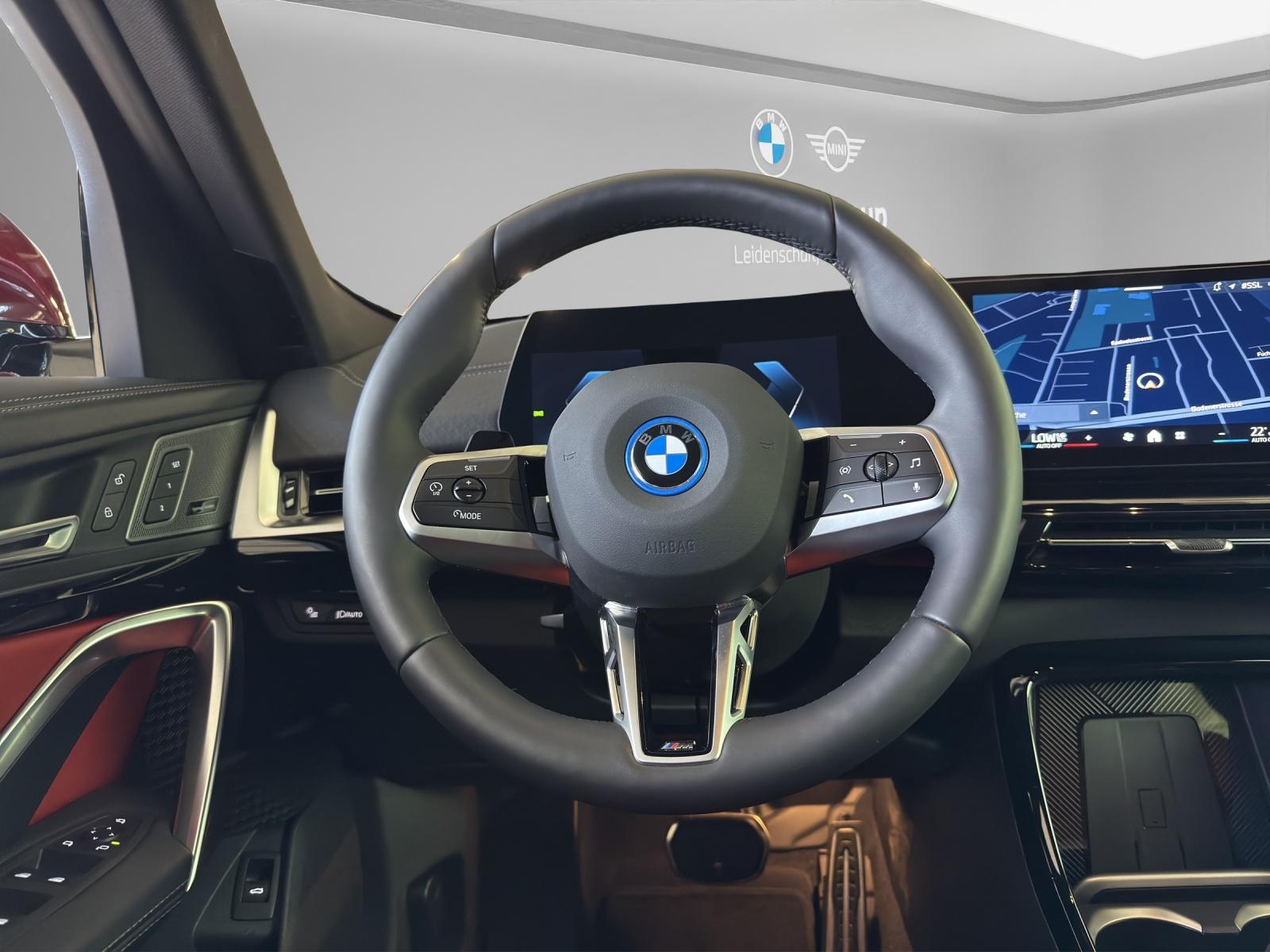 BMW iX2 30 xDrive M-SportPaketPro-image-13