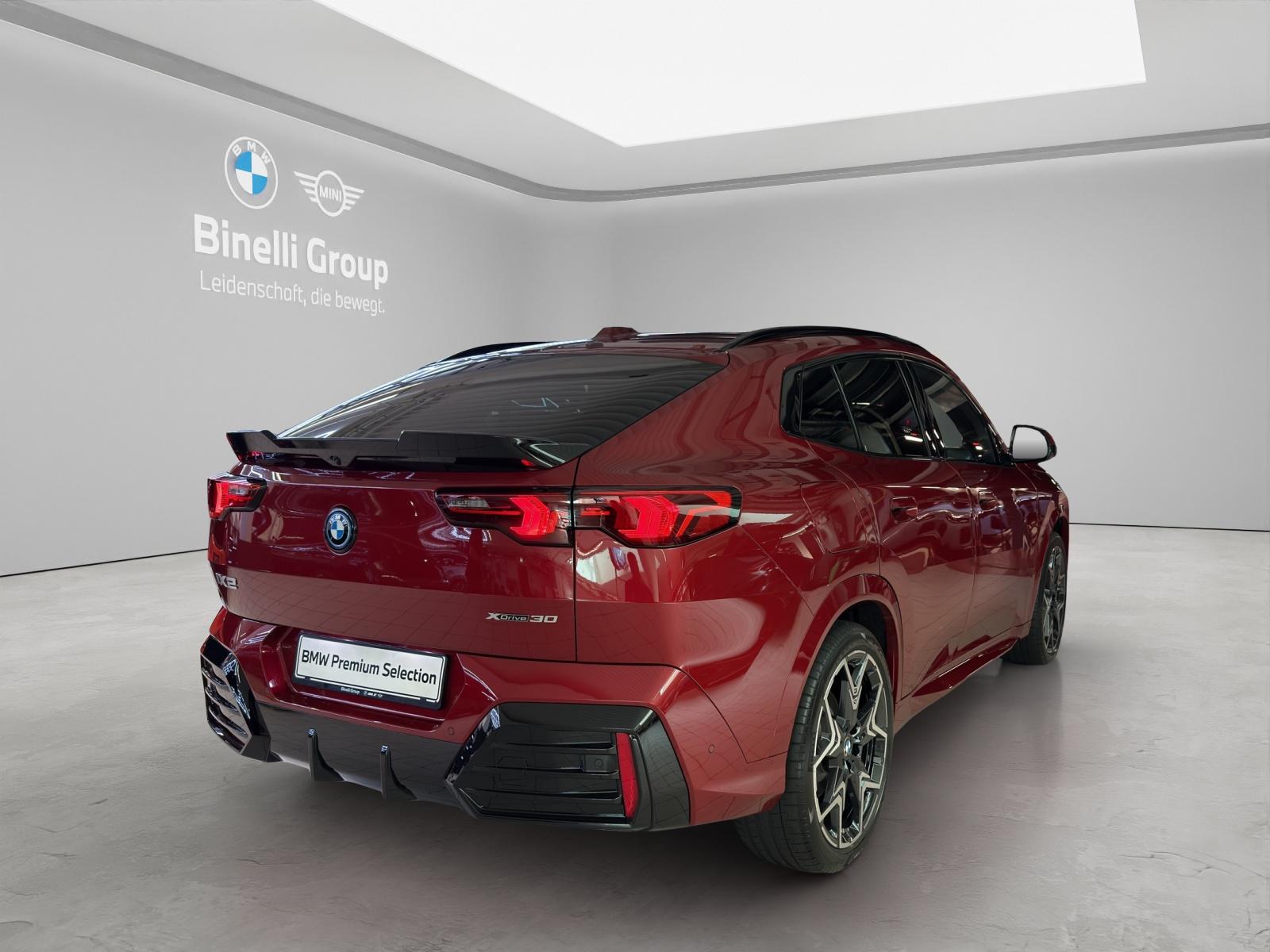 BMW iX2 30 xDrive M-SportPaketPro-image-5
