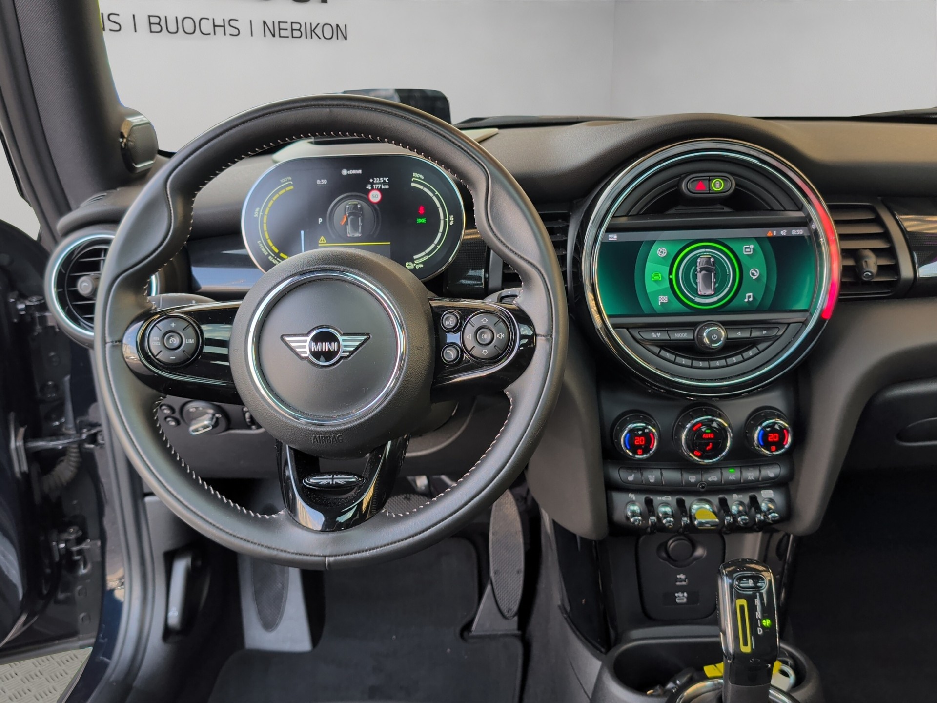 MINI Cooper SE-image-16