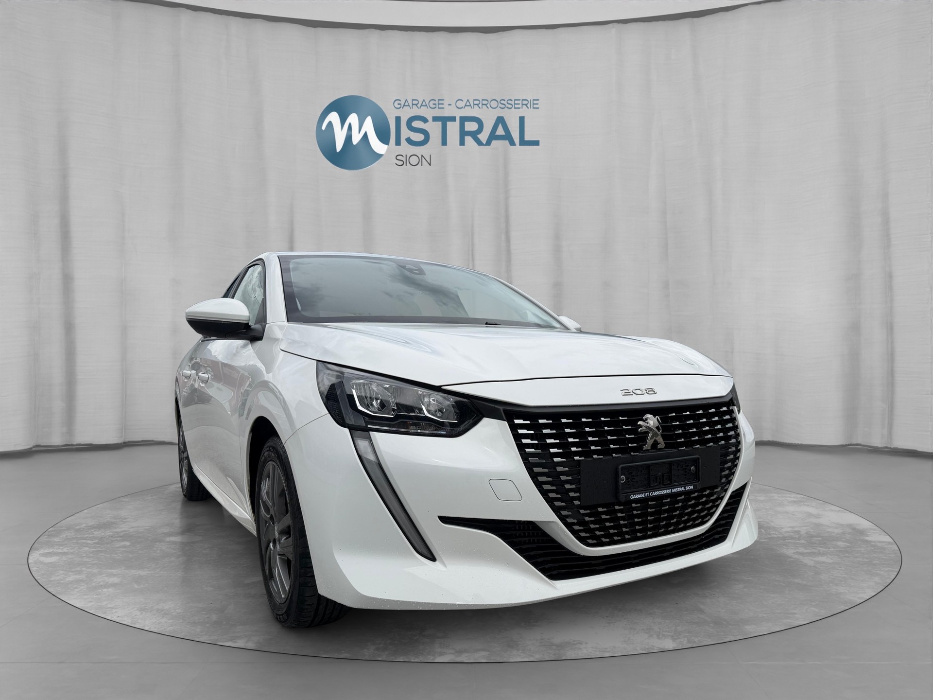 PEUGEOT 208 1.2 PureTech Active Pack-image-6