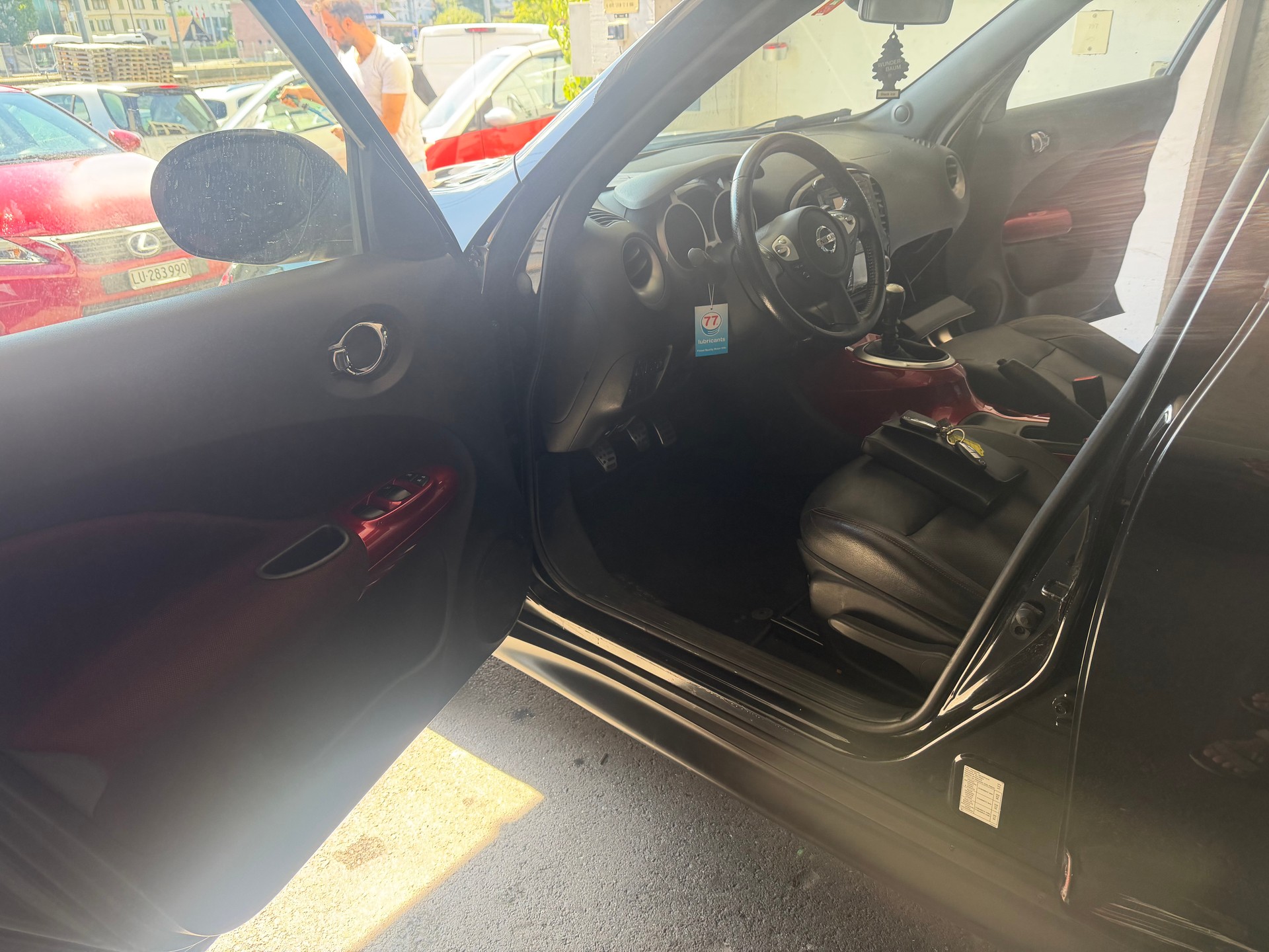 NISSAN Juke 1.6 DIG-T tekna-image-7