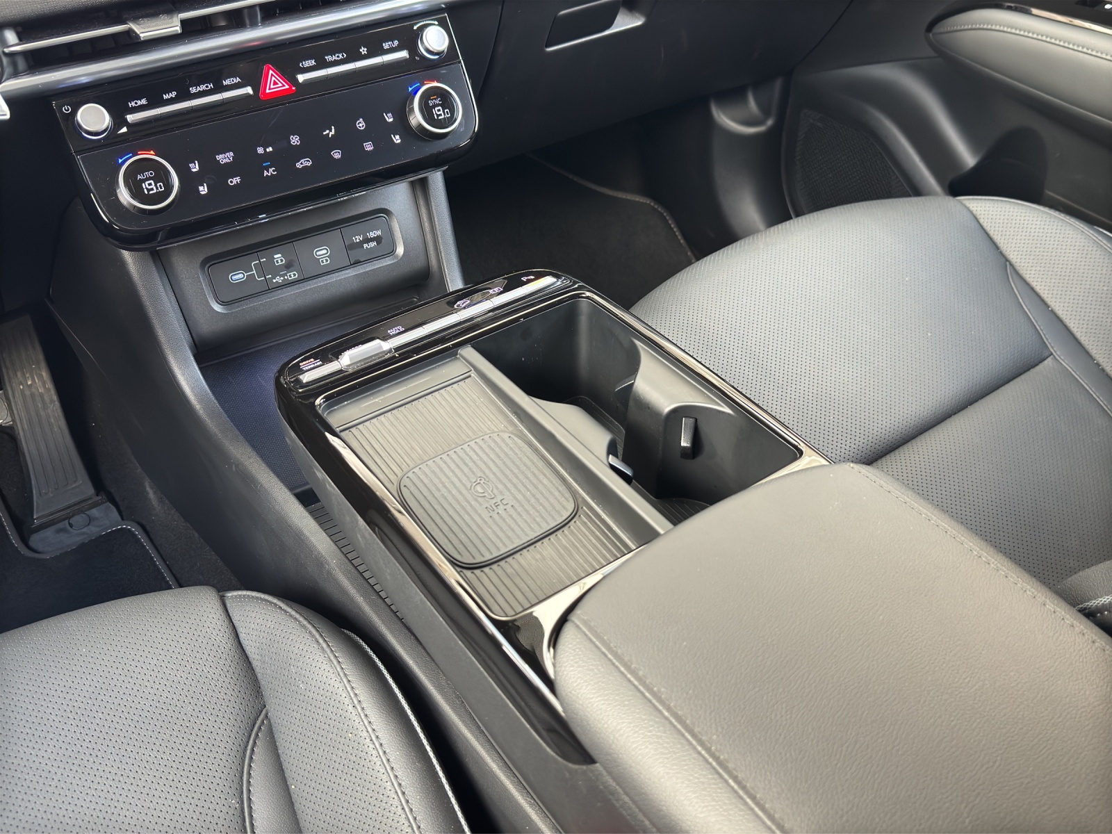 HYUNDAI Tucson 1.6 T-GDi HEV Vertex 4WD MY25-image-9