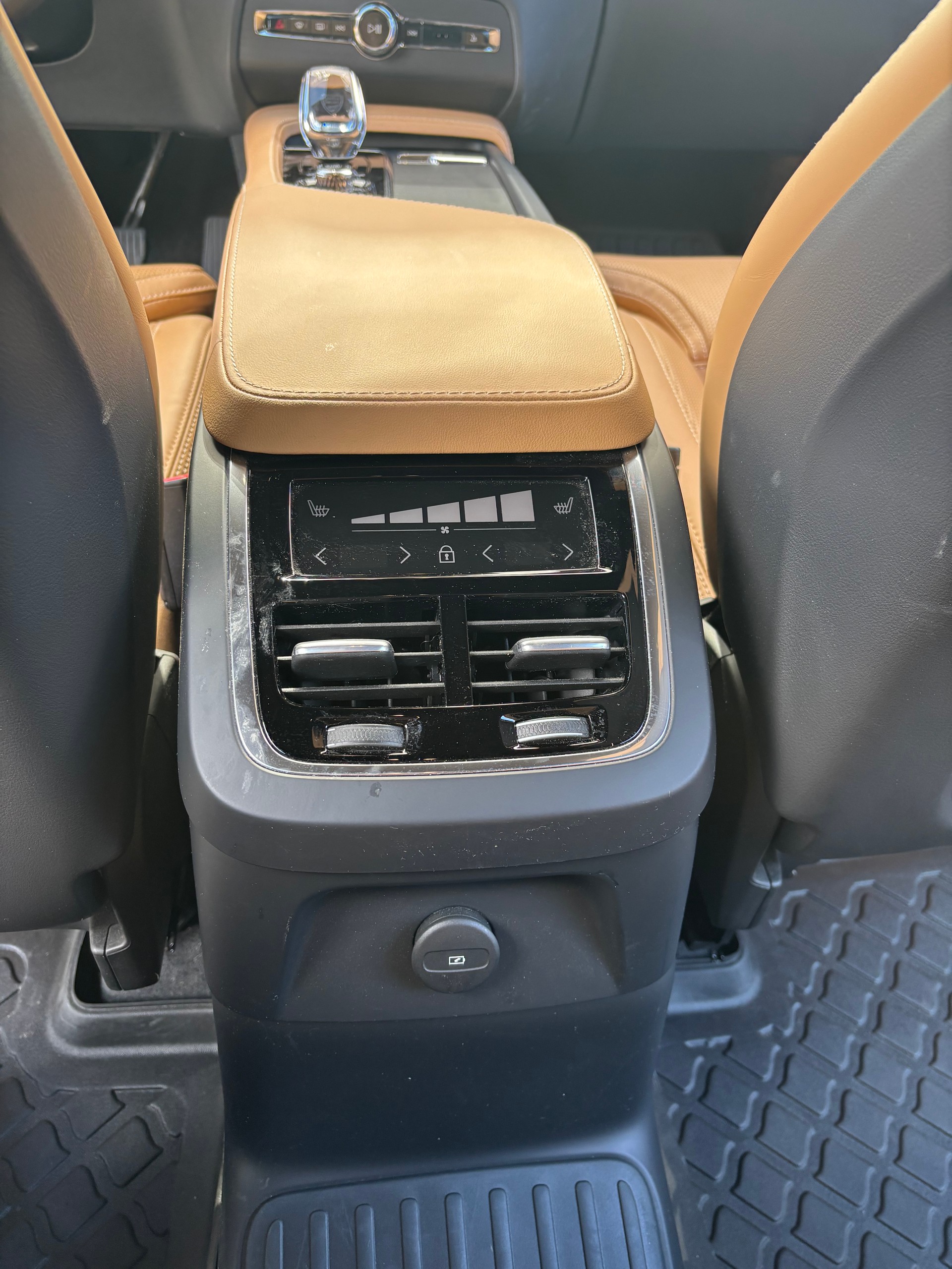 VOLVO 2.0 T8 TE XCENTRIC 7P. eAWD-image-7