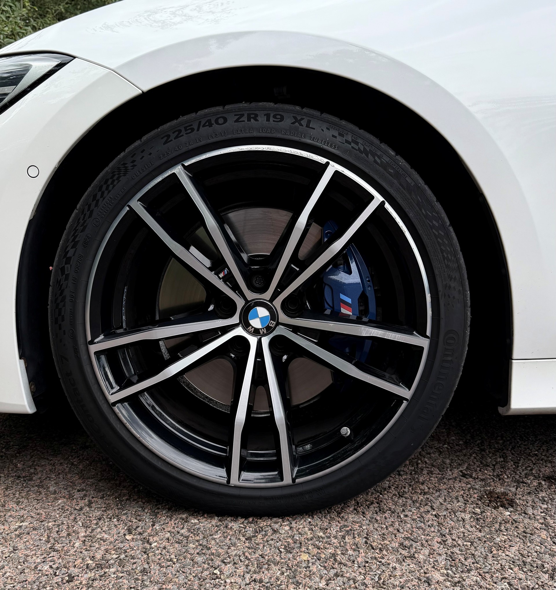 BMW 330d xDrive M Sport Touring Alcantara-image-7