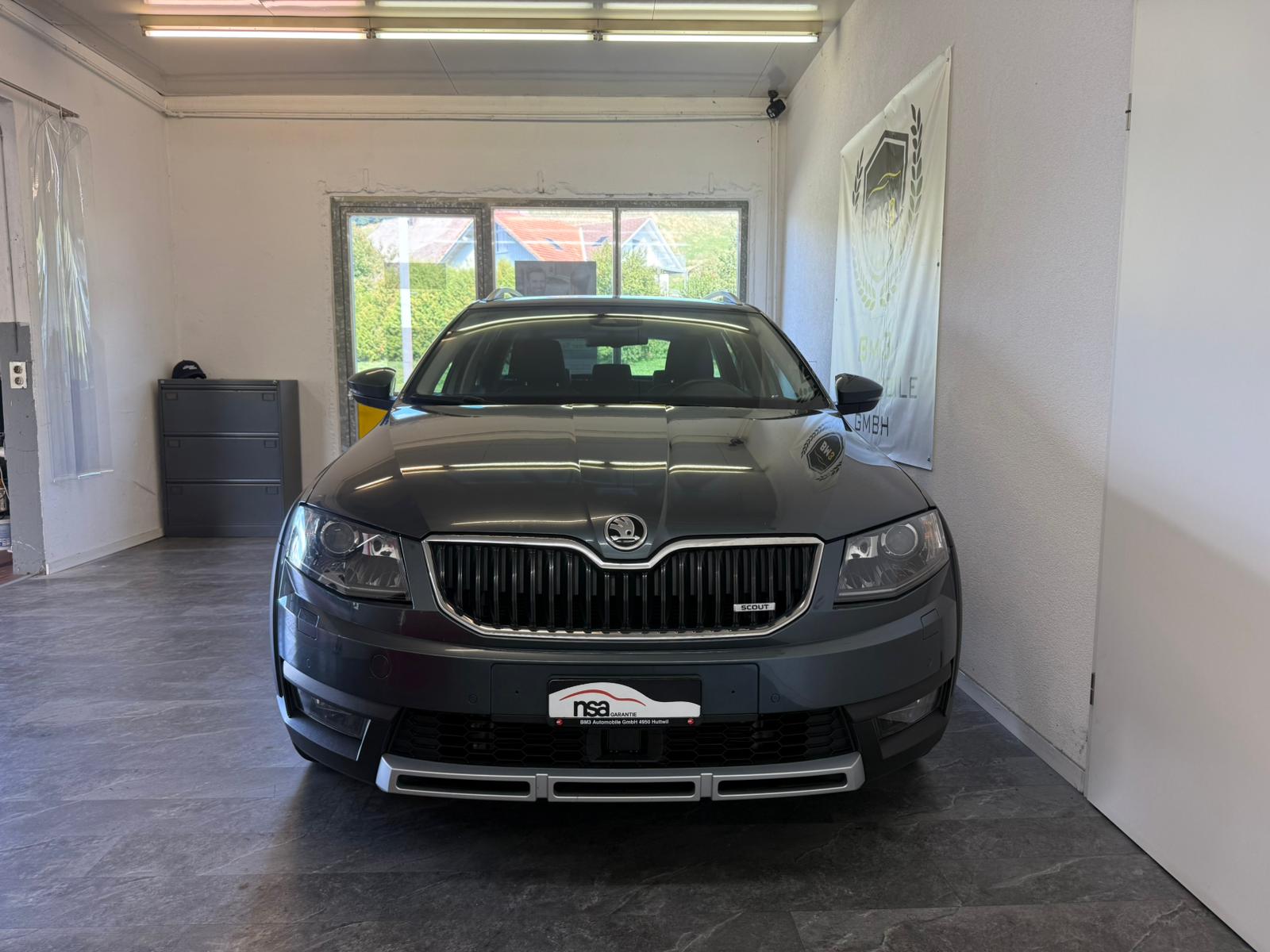 SKODA Octavia Combi 1.8 TSI Scout 4x4 DSG 1,6T AHK-image-7