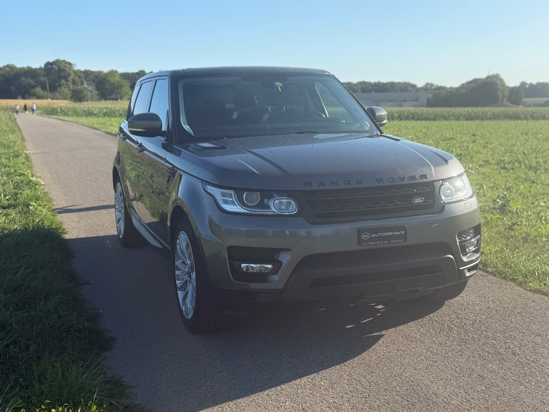 LAND ROVER Range Rover Sport 3.0 SDV6 Autobiography Automatic-image-3
