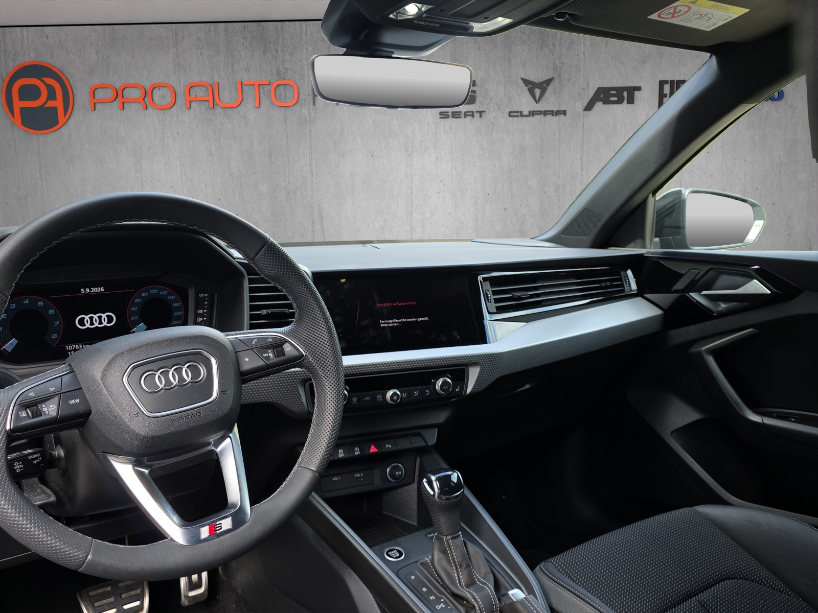 AUDI A1 Sportback 30 TFSI S Line Attraction S-tronic-image-8