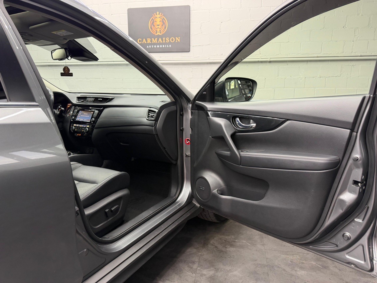 NISSAN X-Trail 2.0 dCi ALL-MODE 4x4 | Panorama Dach | Eibach Tiefergelegt | 360° Kamera | Bose | Carbon | Leder-image-22
