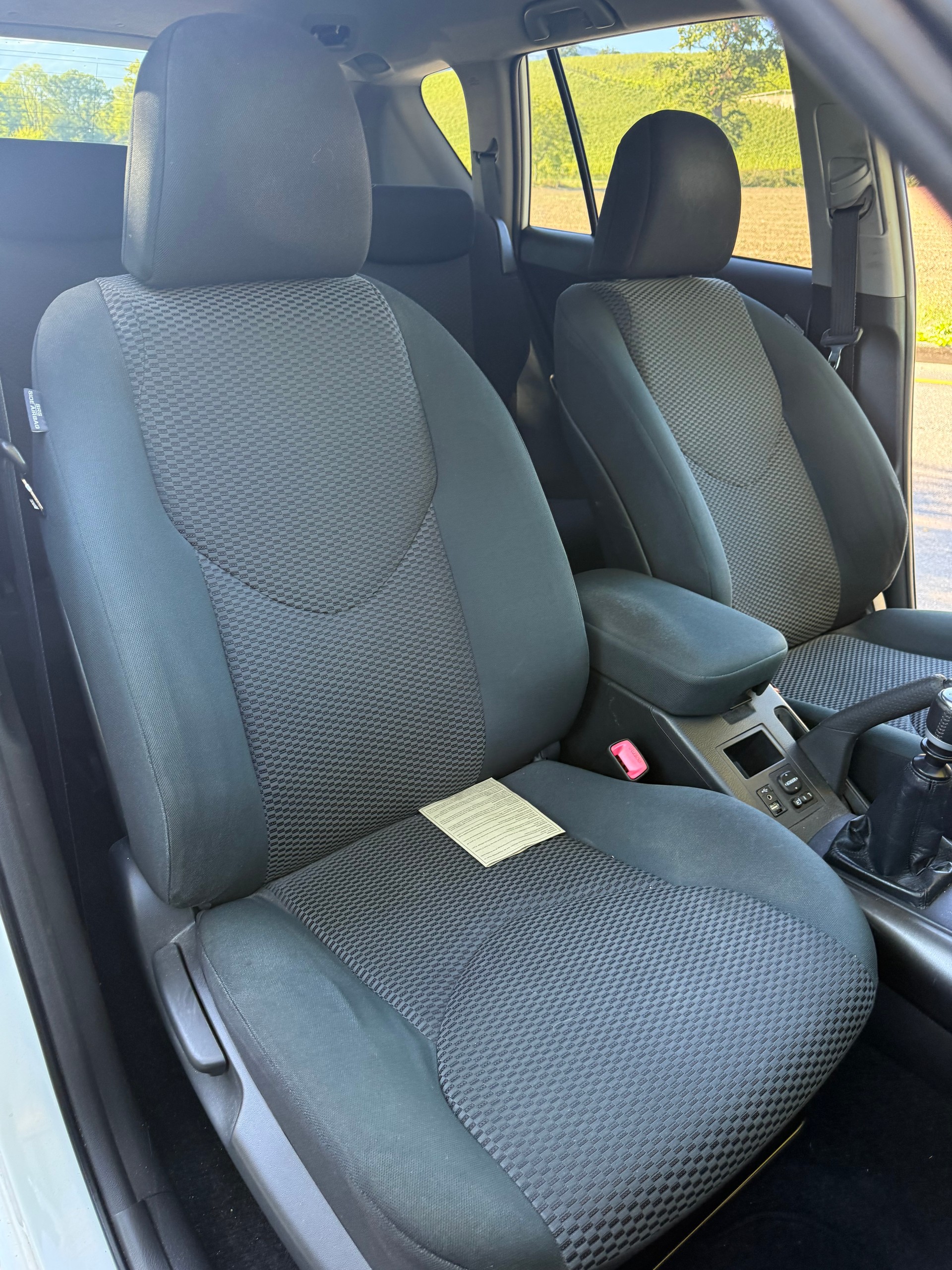 TOYOTA RAV-4 2.2D-4D Style-image-7