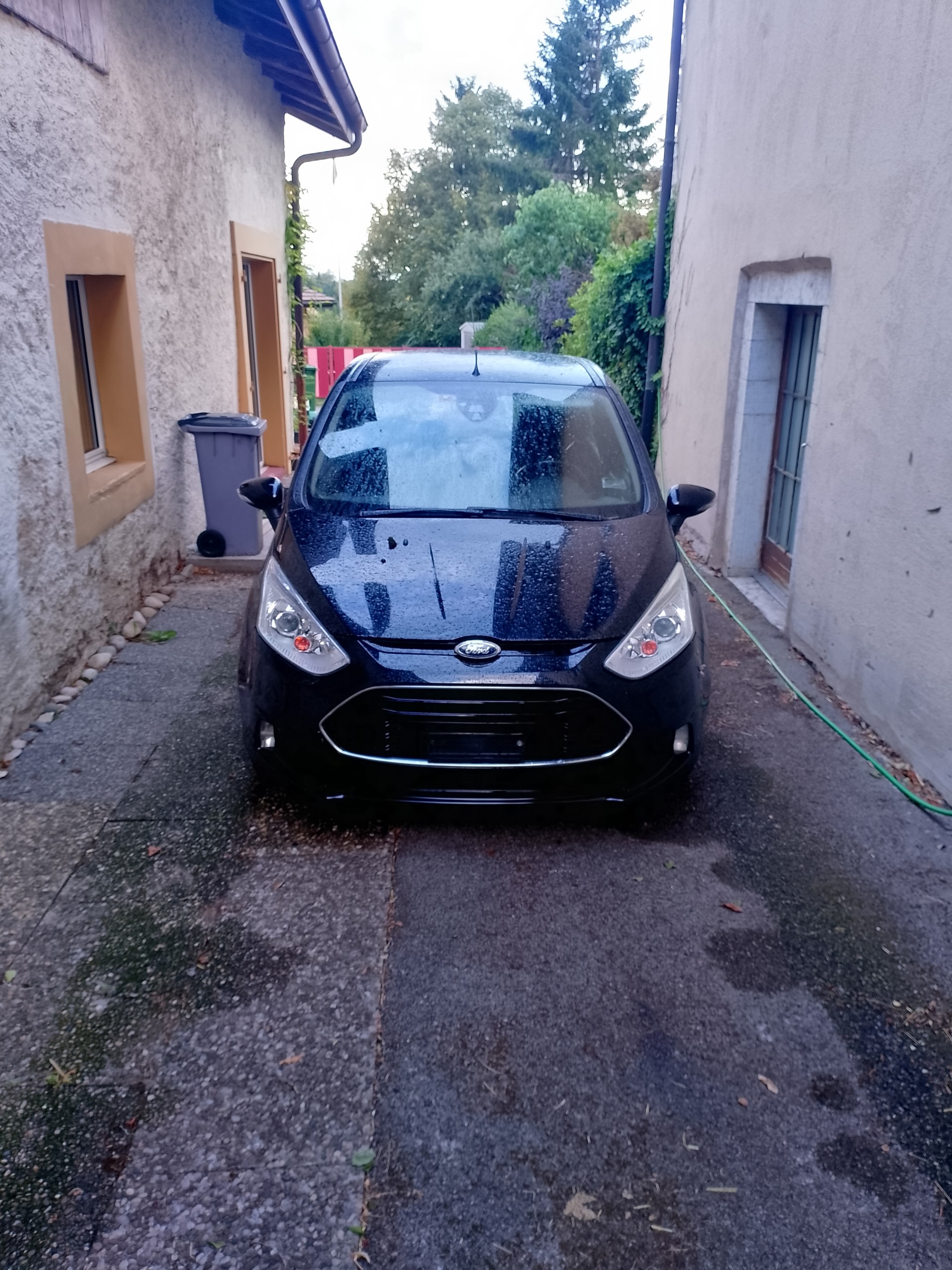 FORD 1.6i Ti-VCT Trend FPS-image-0