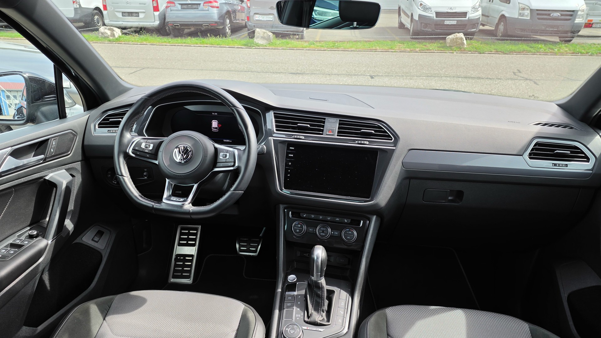 VW Tiguan 2.0TSI Highline 4Motion DSG-image-5