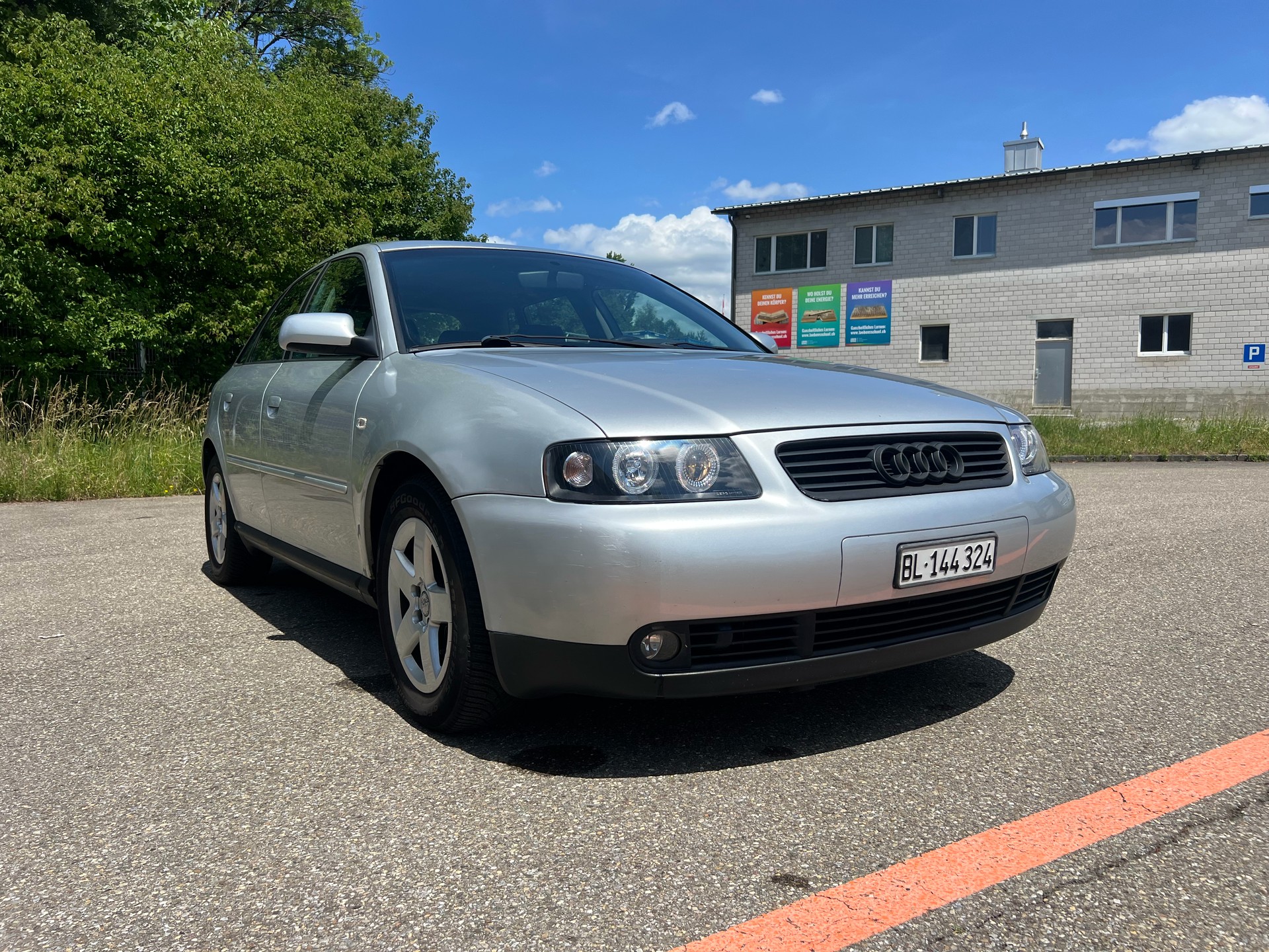 AUDI 1.8 20V Turbo 150 Attraction-image-0