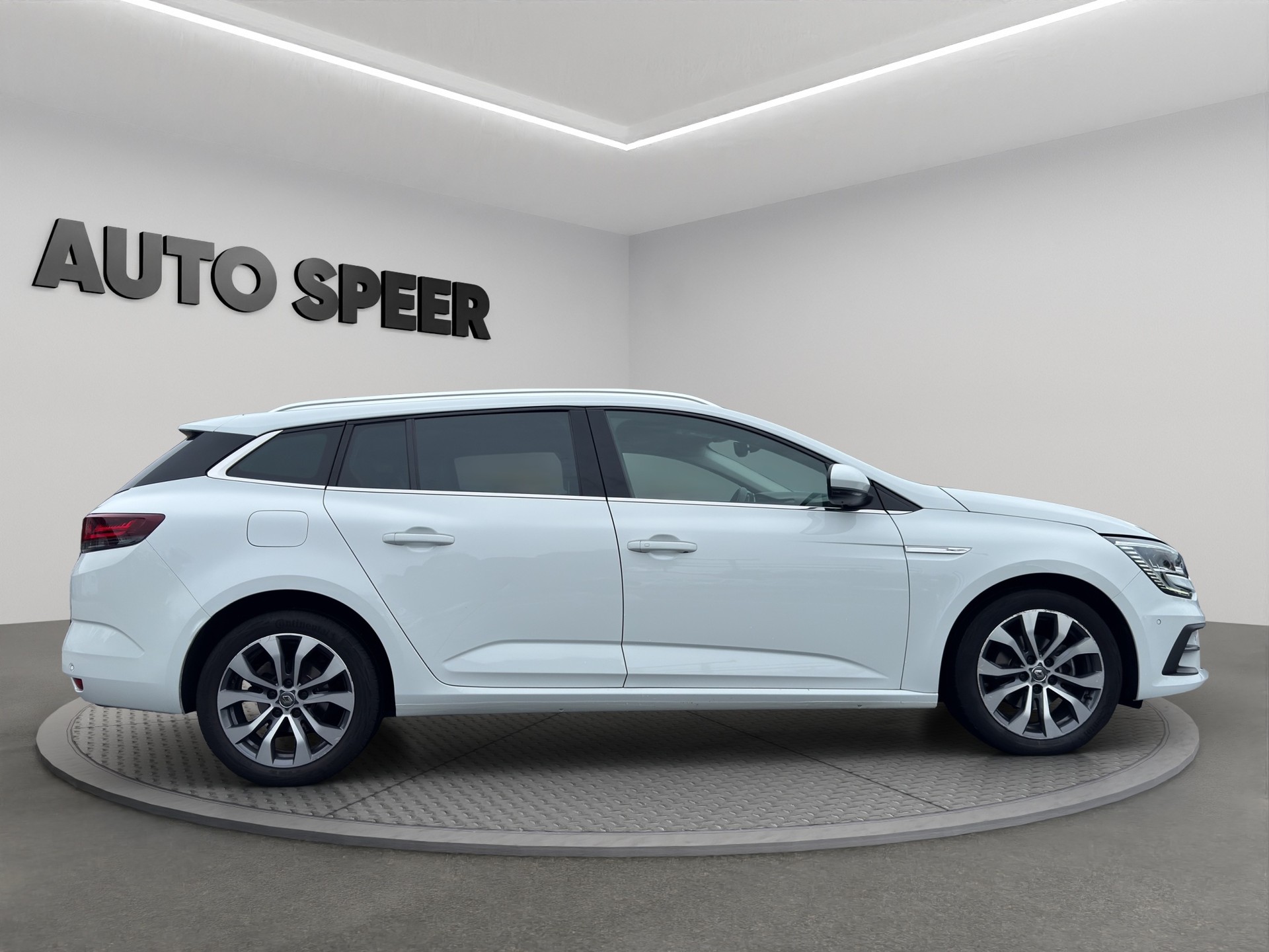 RENAULT Mégane Grandtour 1.5 Blue dCi techno EDC-image-2