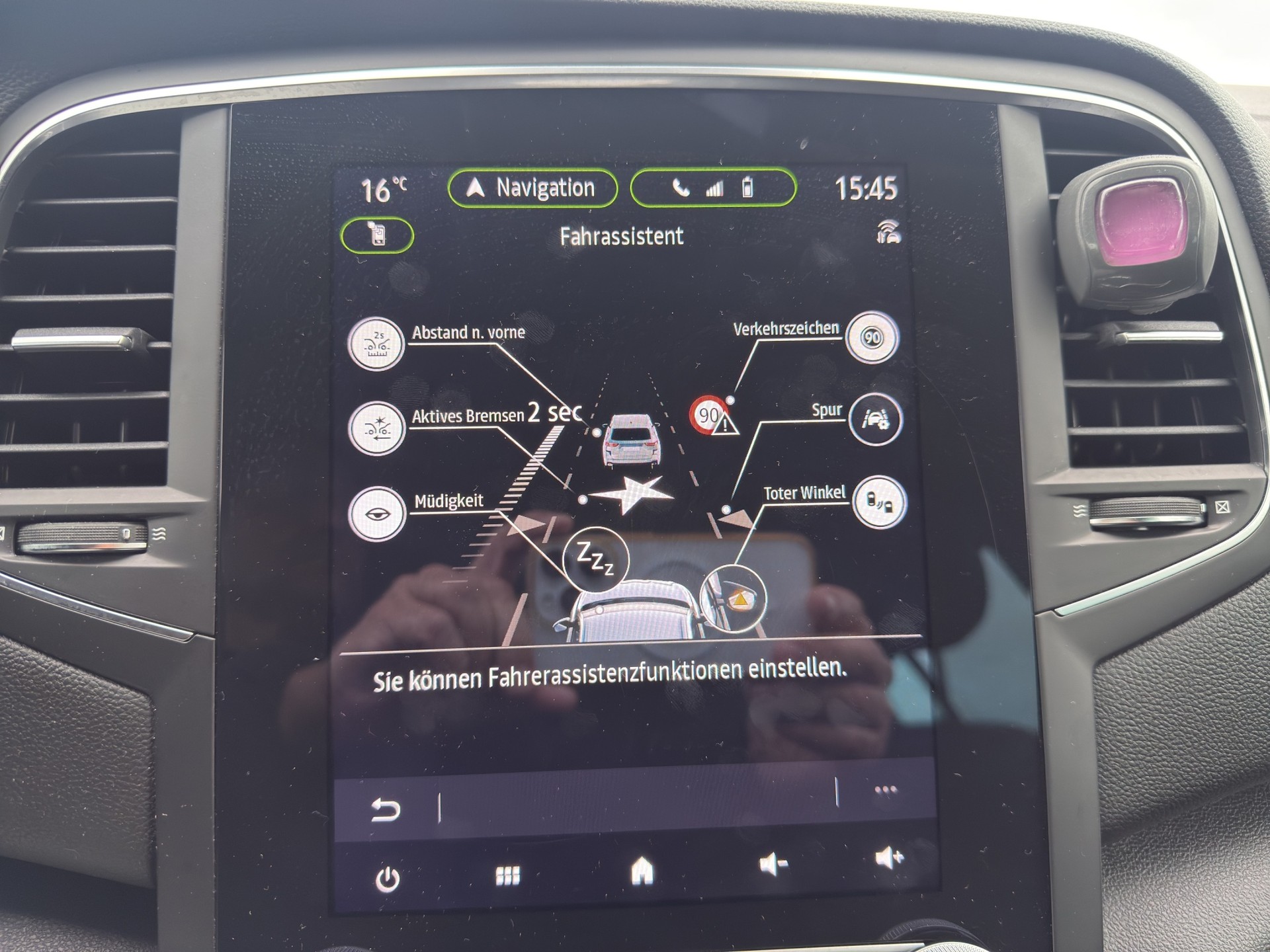 RENAULT Mégane Grandtour 1.5 Blue dCi techno EDC-image-12