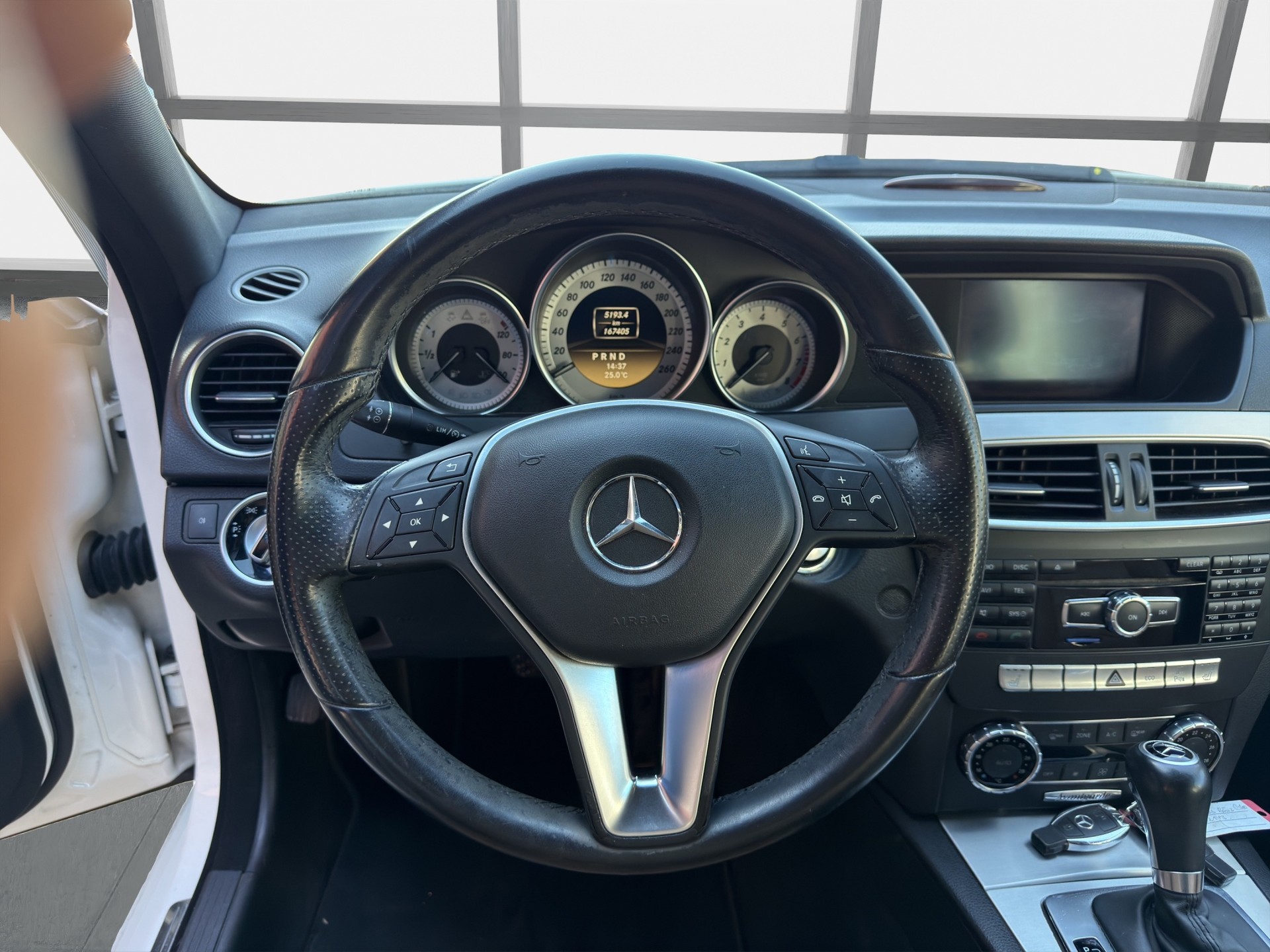 MERCEDES-BENZ C 200 Avantgarde 7G-Tronic-image-9