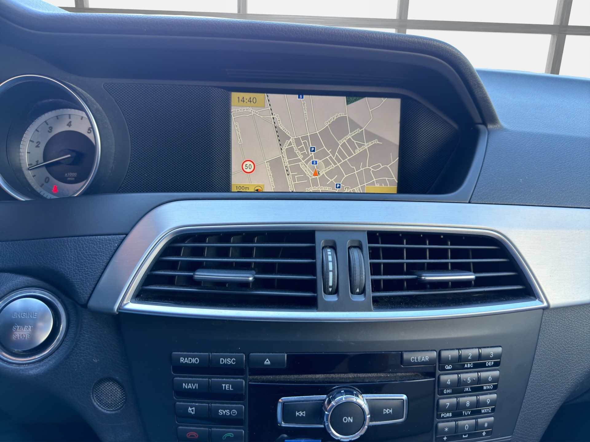 MERCEDES-BENZ C 200 Avantgarde 7G-Tronic-image-15
