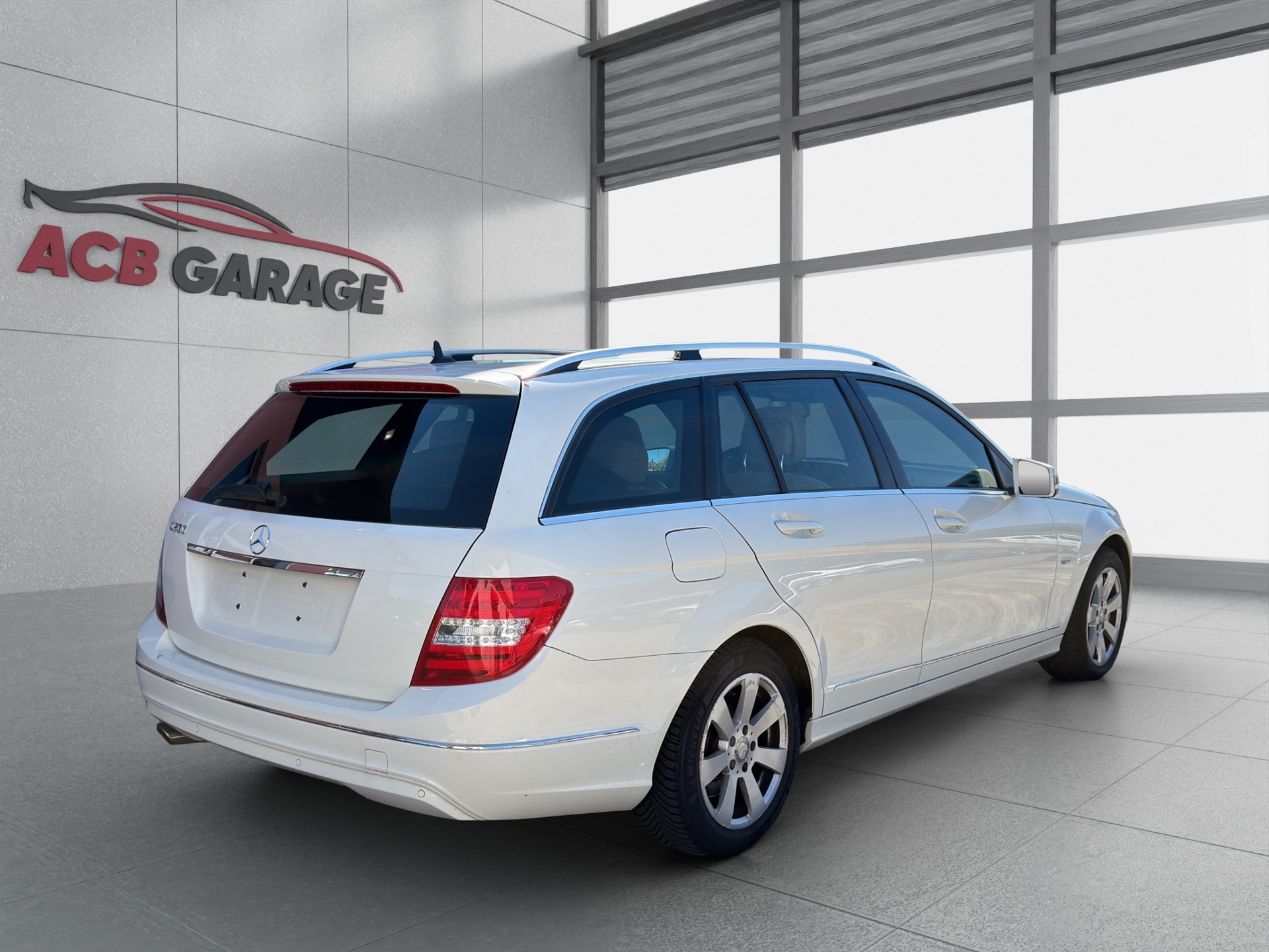 MERCEDES-BENZ C 200 Avantgarde 7G-Tronic-image-6