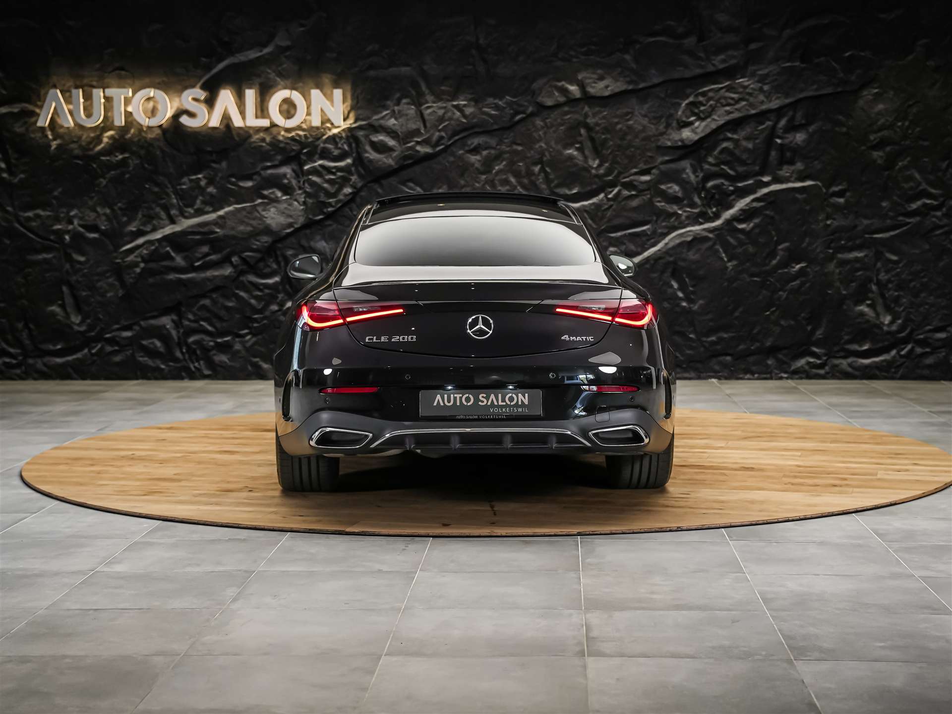 MERCEDES-BENZ CLE 200 AMG Line 4matic Coupé*Panorama*360° Kamera*Werksgarantie*-image-3