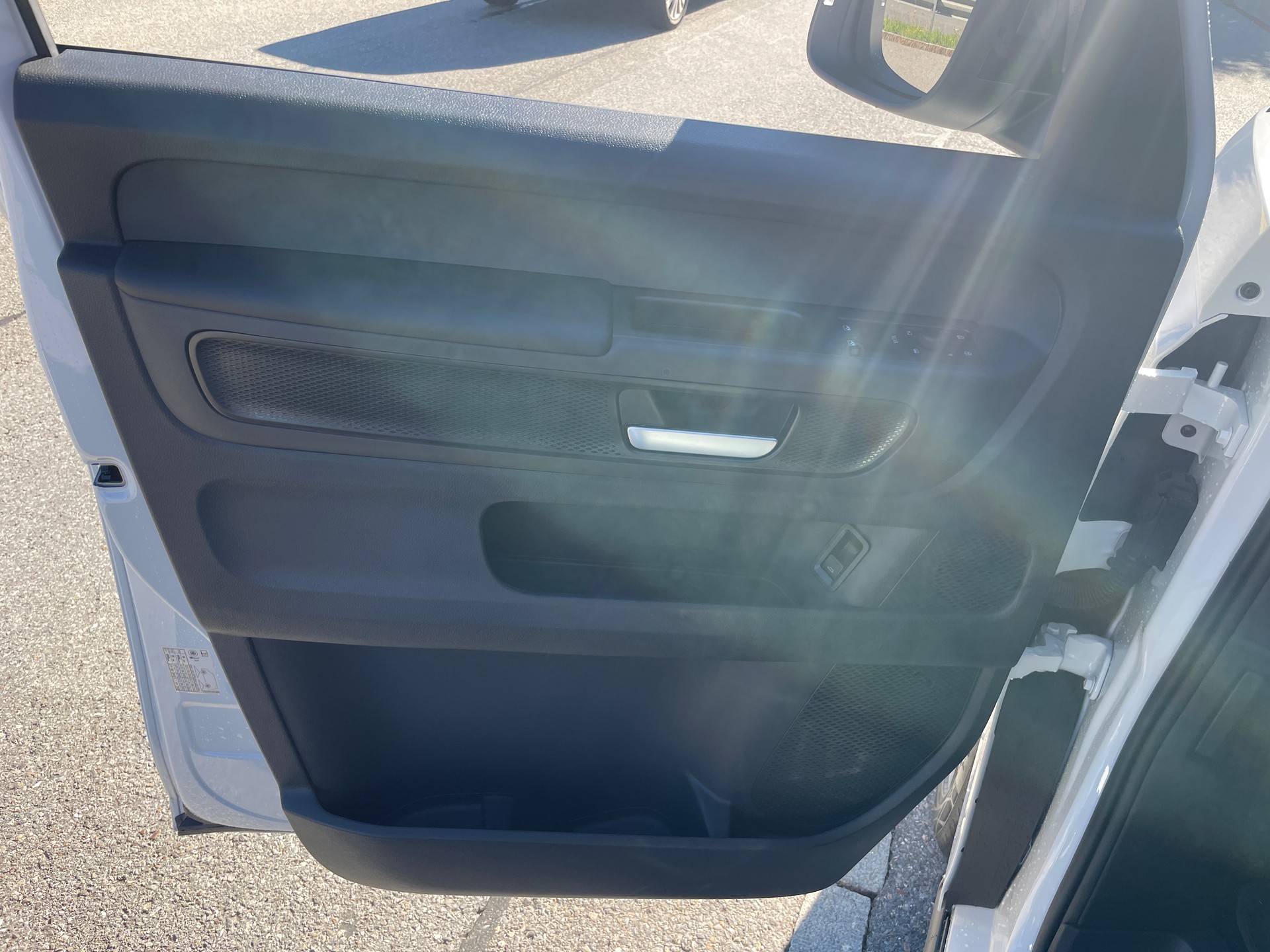 VW ID.Buzz LWB GTX 4 Motion, 7-Sitzer-image-13