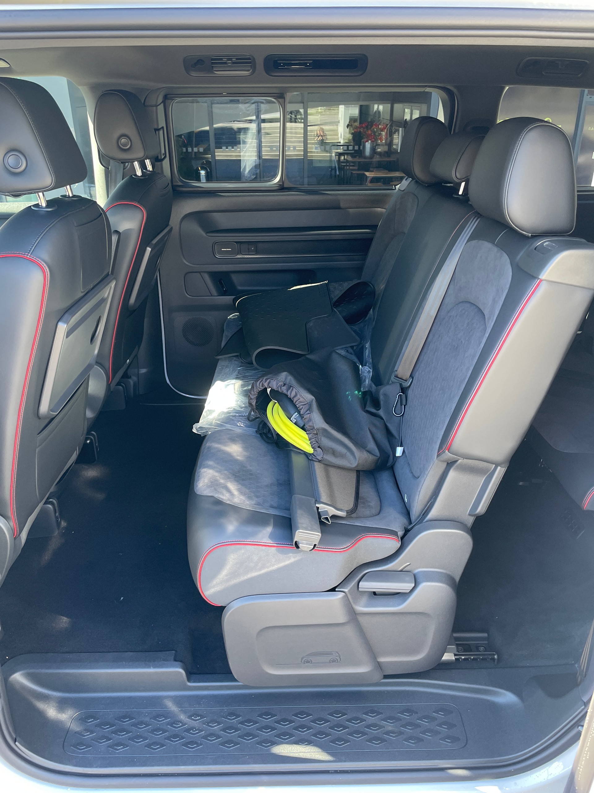 VW ID.Buzz LWB GTX 4 Motion, 7-Sitzer-image-16