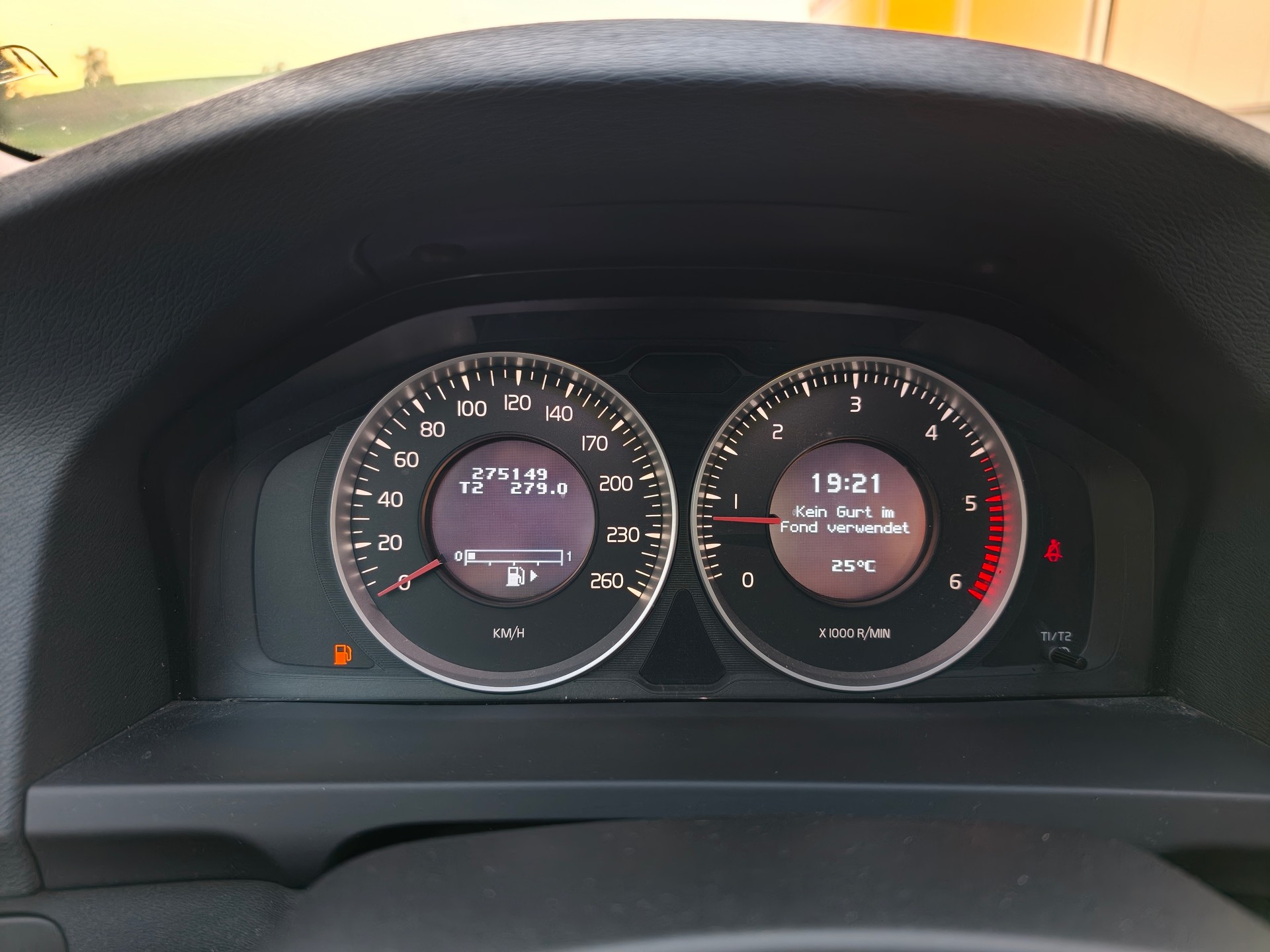 VOLVO S60 D3-image-11