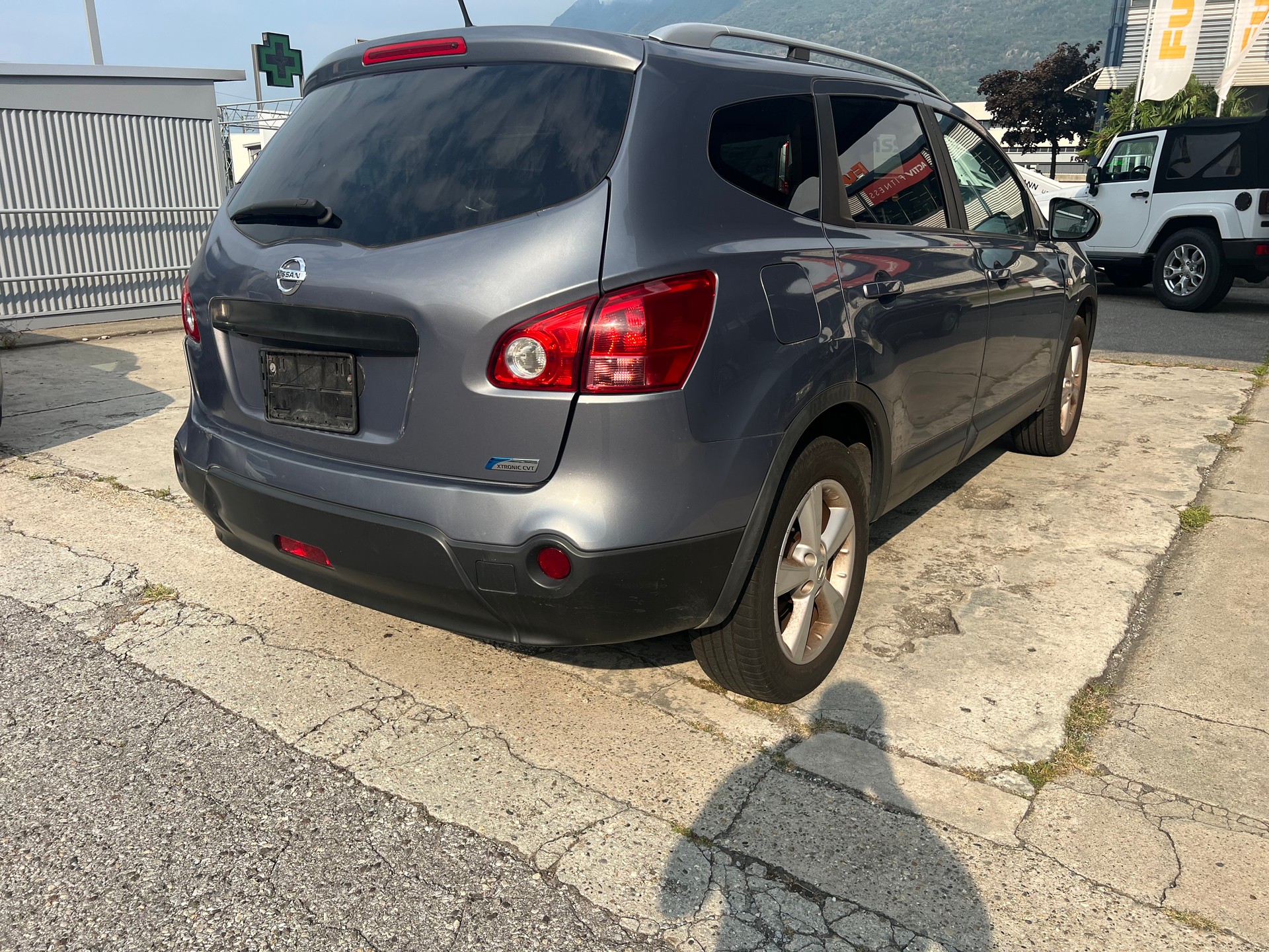 NISSAN Qashqai +2 2.0 4WD tekna-image-2