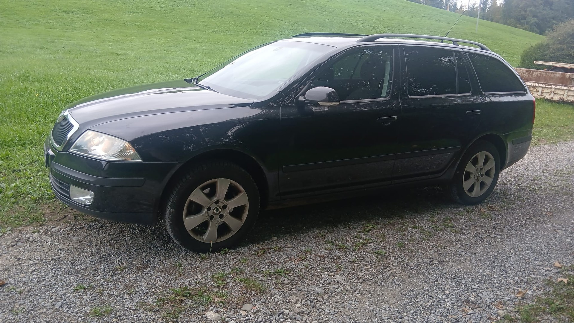 SKODA Octavia 2.0 TDI Swiss Adventure 4x4-image-4