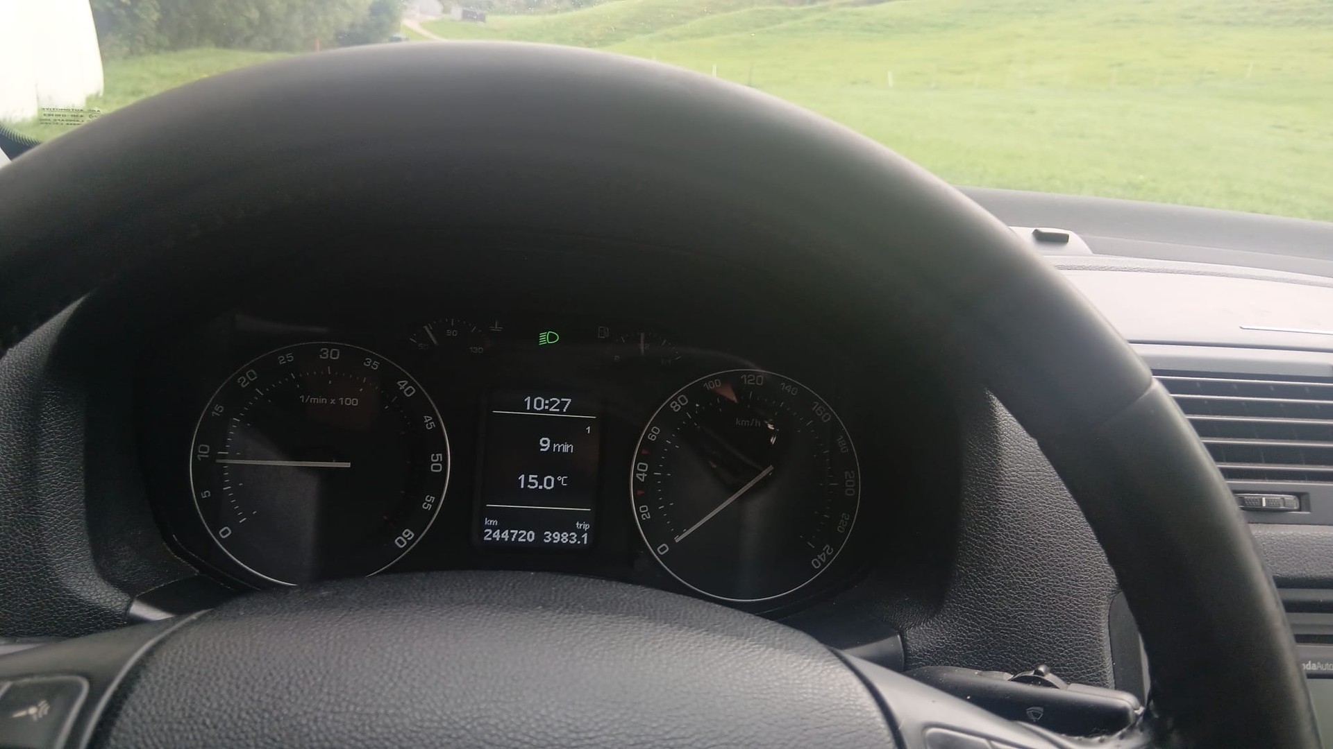 SKODA Octavia 2.0 TDI Swiss Adventure 4x4-image-5
