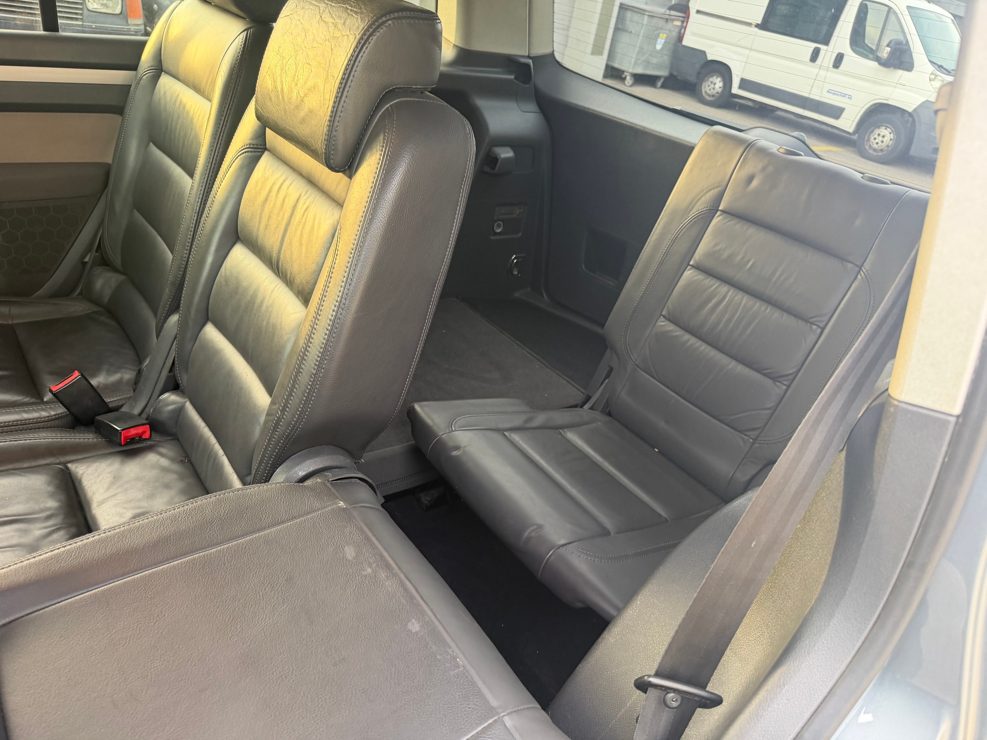 VW CrossTouran 2.0 TDI DSG-image-6